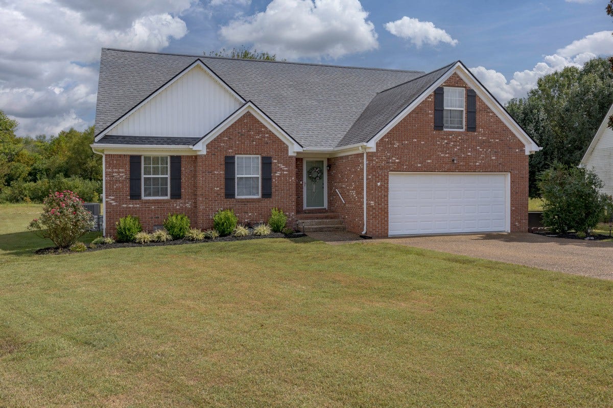 2623 Danbury Cir, Spring Hill, TN 37174 2623 Danbury Cir, Spring Hill, TN 37174