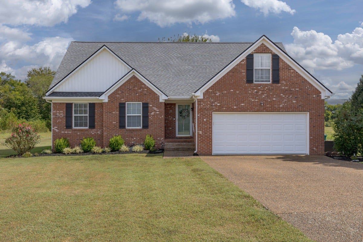 2623 Danbury Cir, Spring Hill, TN 37174 2623 Danbury Cir, Spring Hill, TN 37174