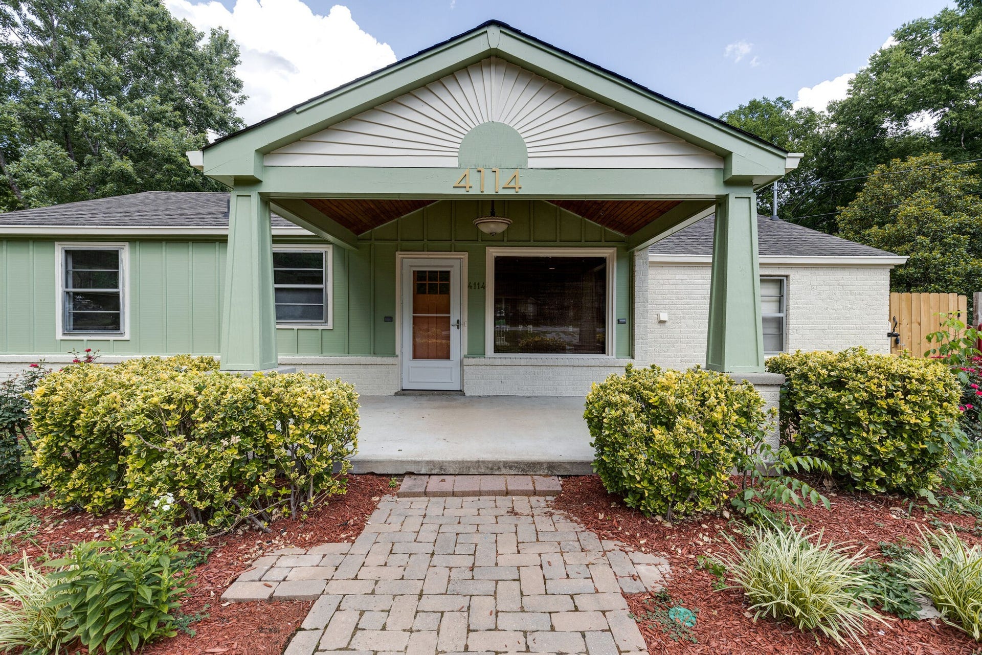 4114 Saunders Ave, Nashville, TN 37216