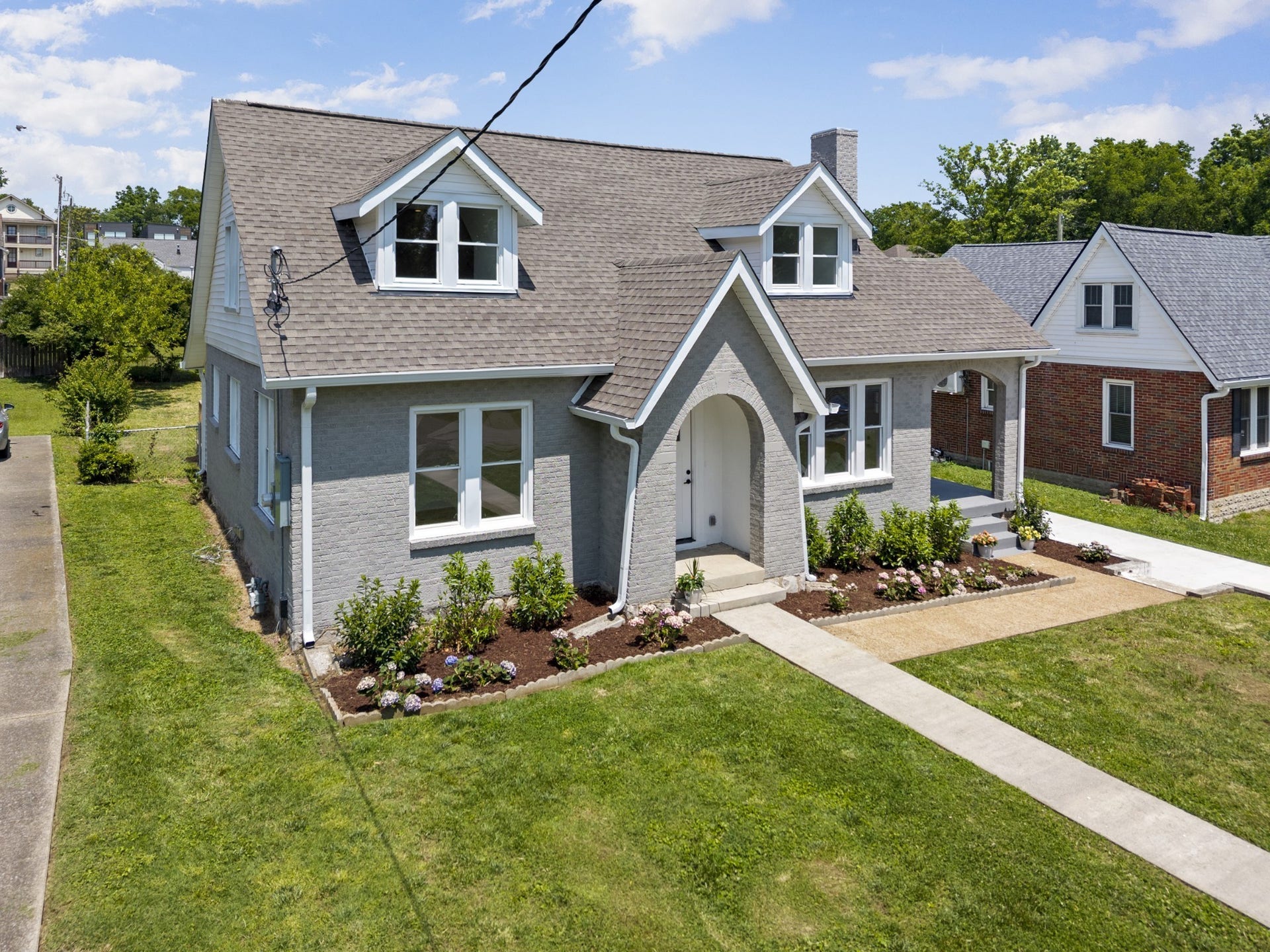 911 Fairwin Ave, Nashville, TN 37216
