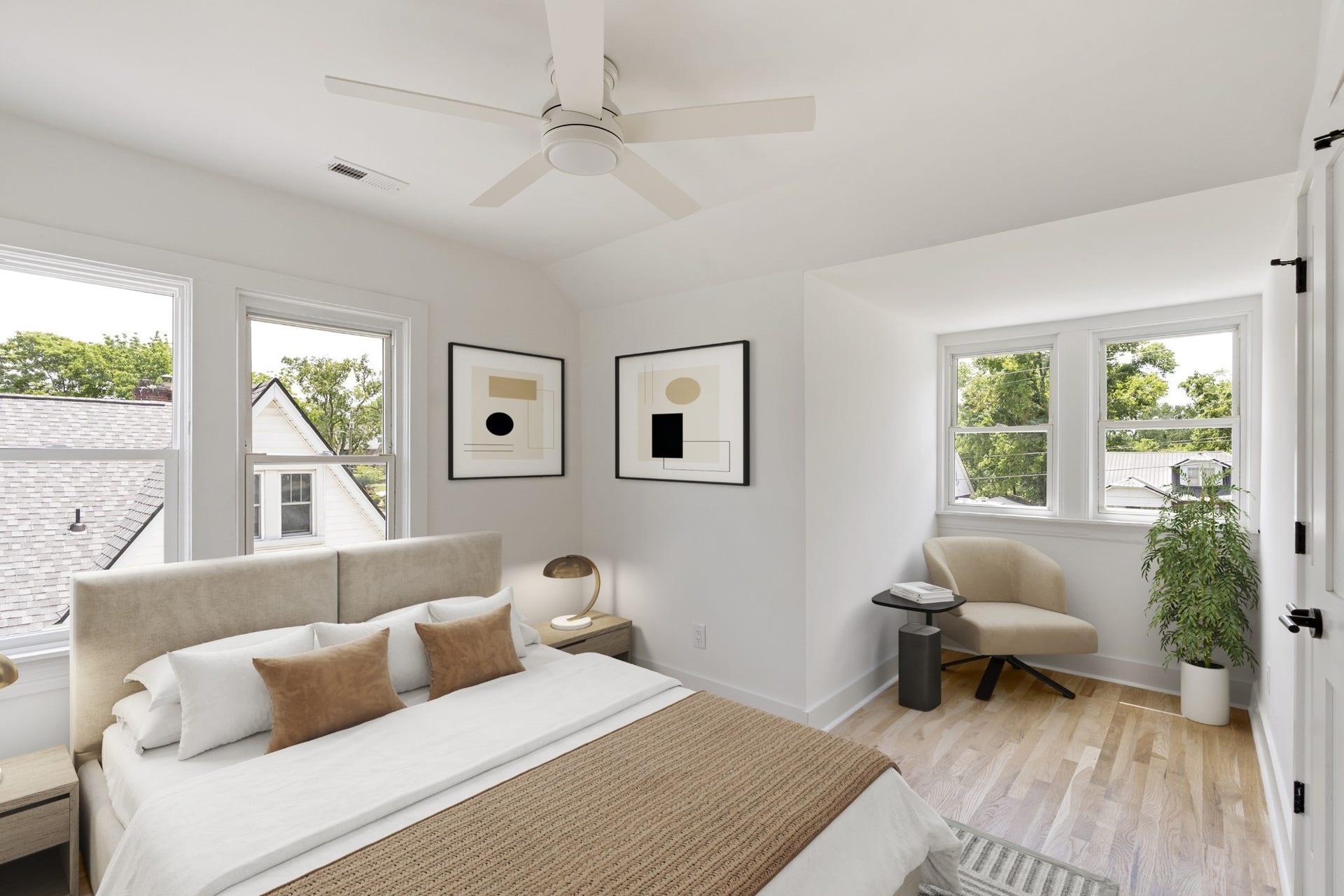 Virtually staged upstairs bedroom 2