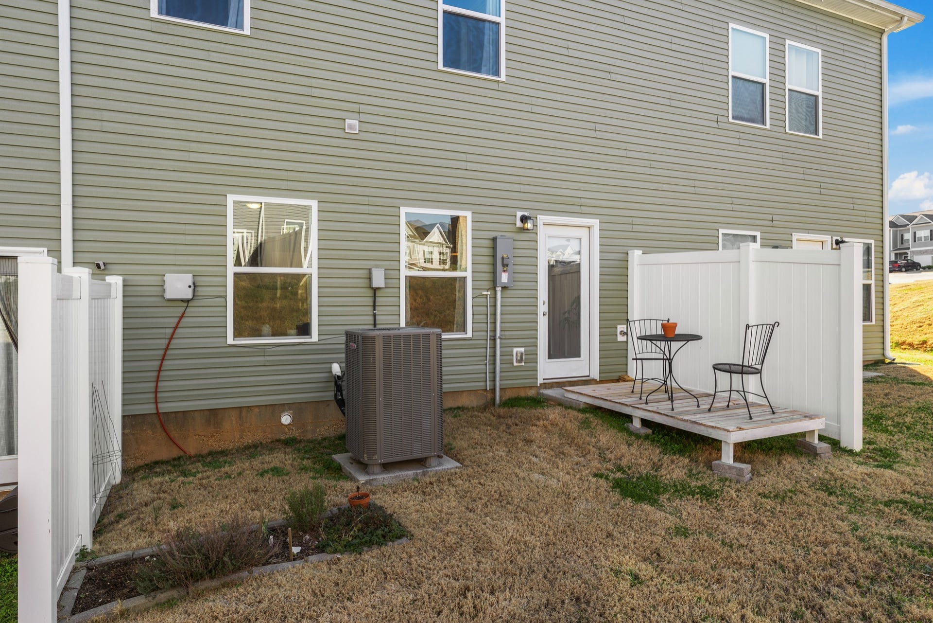 2806 Dixie Rd, Columbia, TN 38401 2806 Dixie Rd, Columbia, TN 38401
