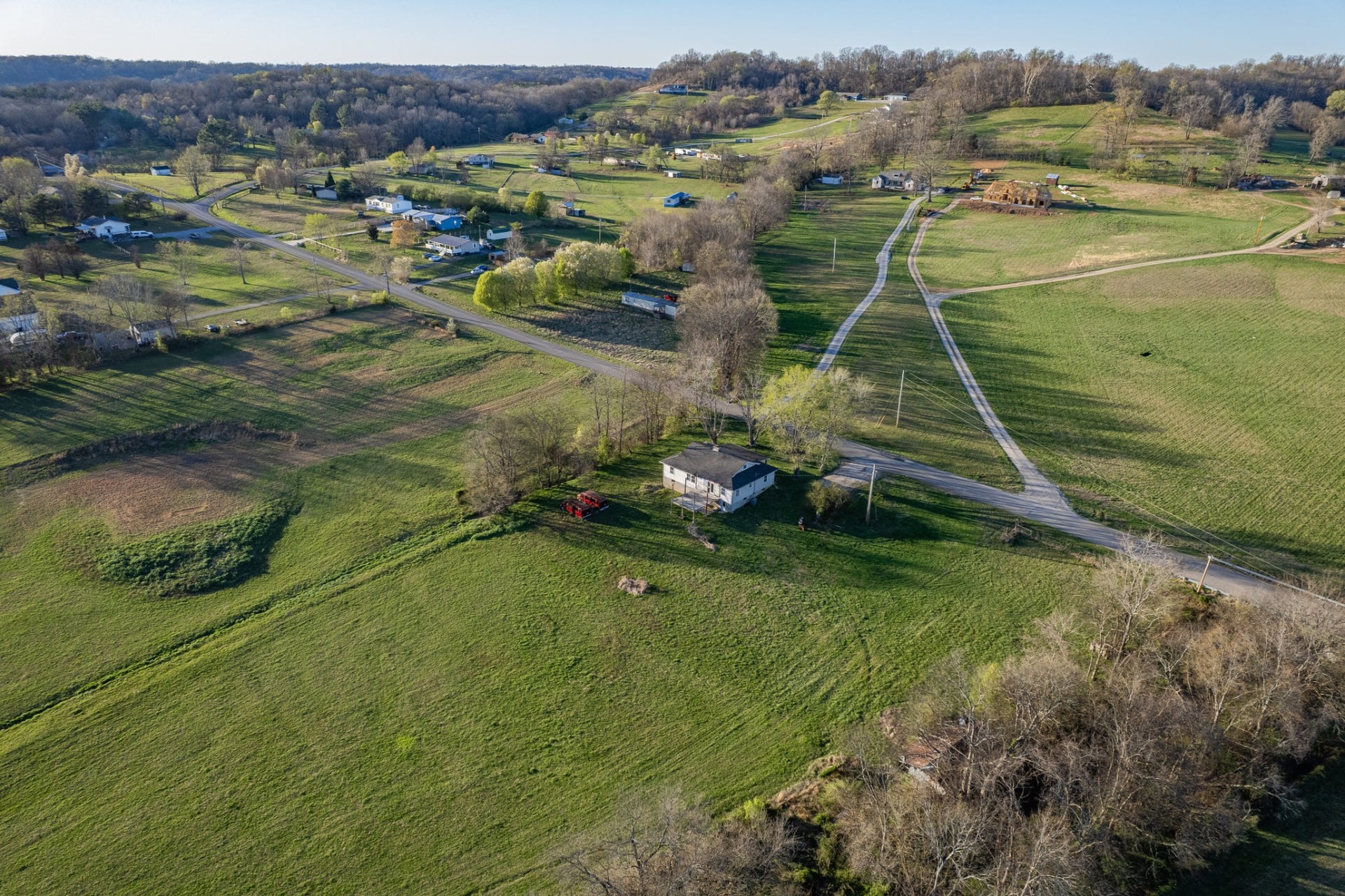 1793 Theta Pike, Columbia, TN 38401 1793 Theta Pike, Columbia, TN 38401