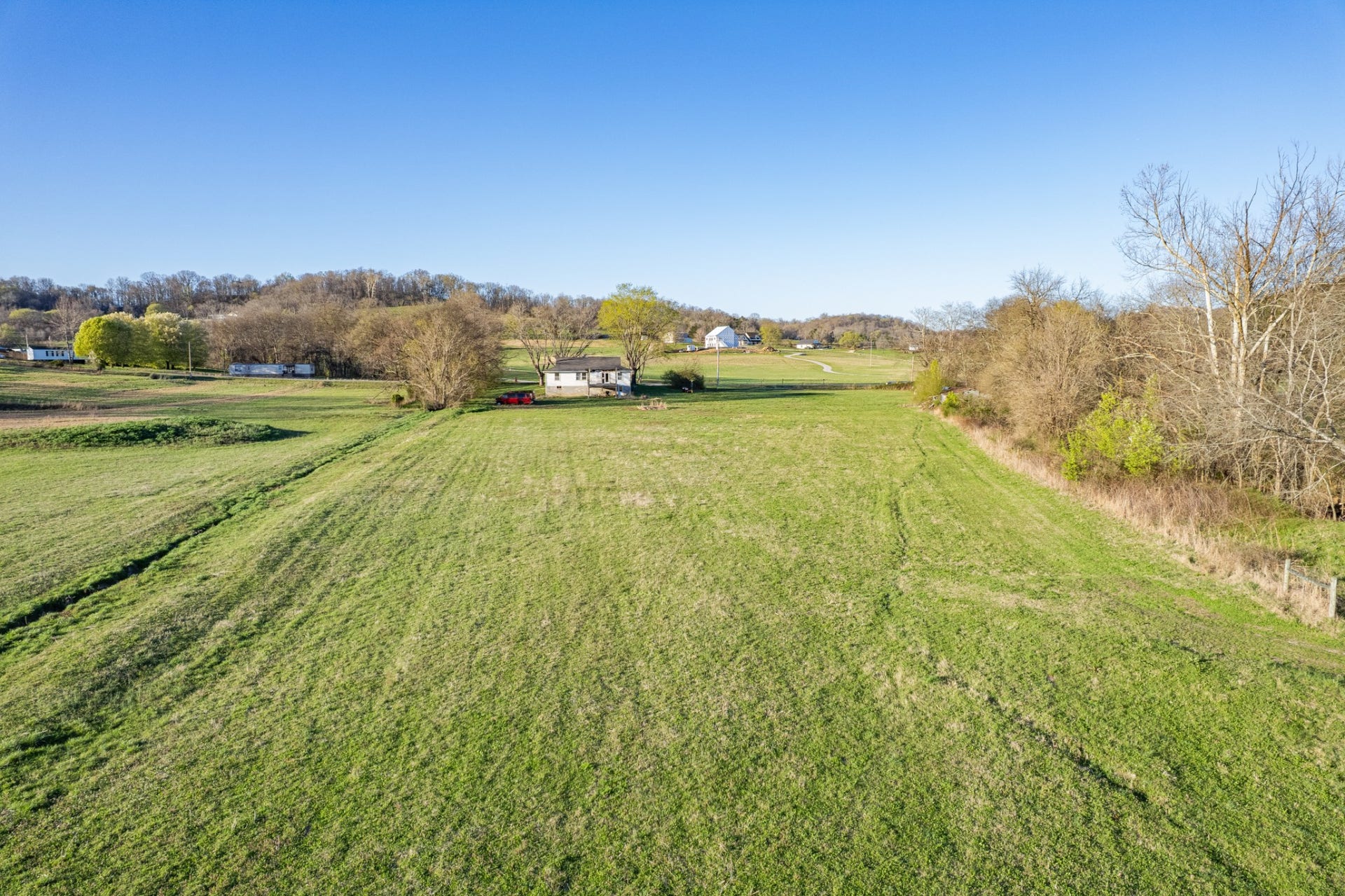 1793 Theta Pike, Columbia, TN 38401 1793 Theta Pike, Columbia, TN 38401