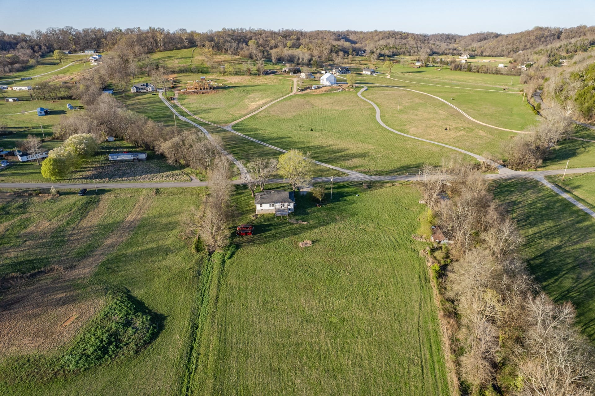1793 Theta Pike, Columbia, TN 38401 1793 Theta Pike, Columbia, TN 38401