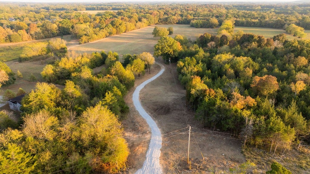 2434 Rally Hill Rd, Columbia, TN 38401 2434 Rally Hill Rd, Columbia, TN 38401