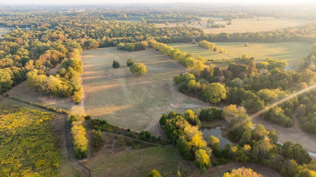 2434 Rally Hill Rd, Columbia, TN 38401 2434 Rally Hill Rd, Columbia, TN 38401