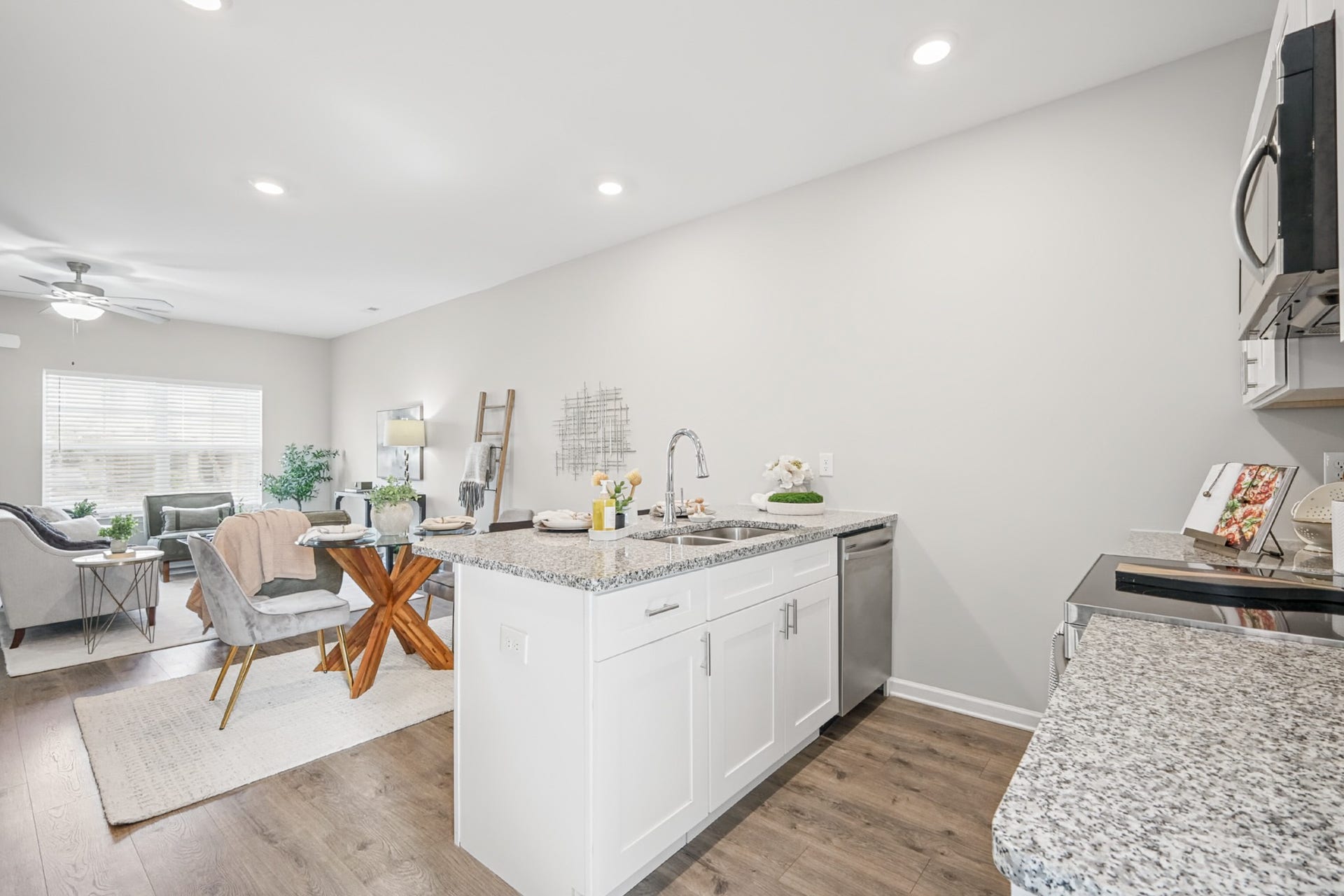 108 Kathryn Ct, Columbia, TN 38401