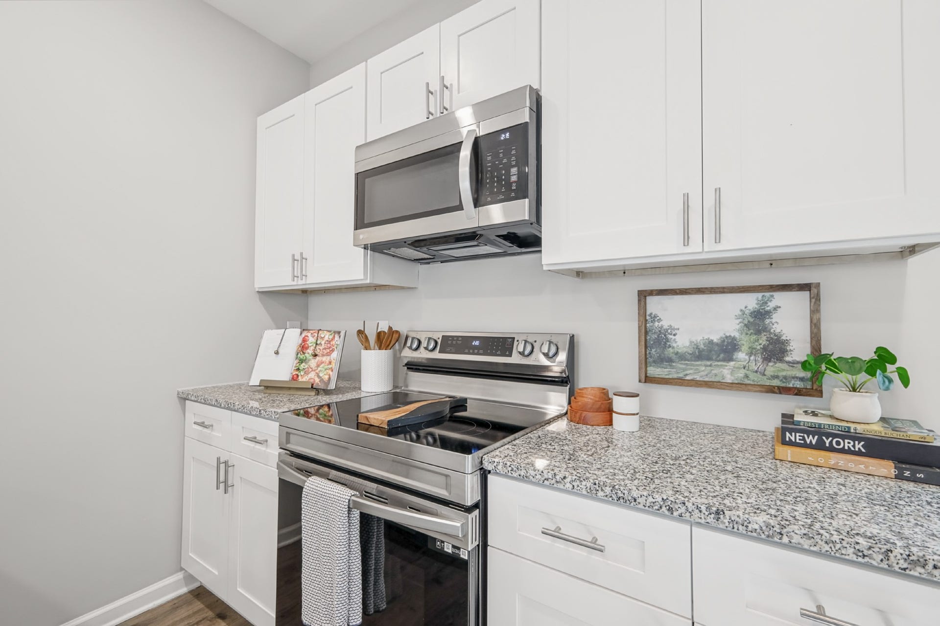 108 Kathryn Ct, Columbia, TN 38401
