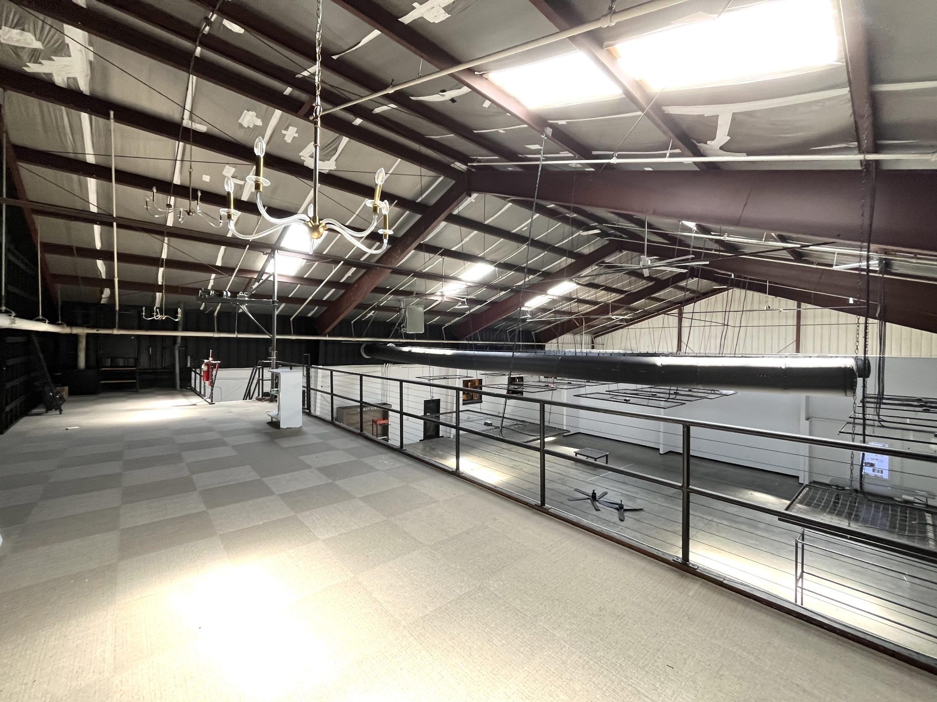 101 N James M Campbell Blvd, Columbia, TN 38401 Loft within Suite