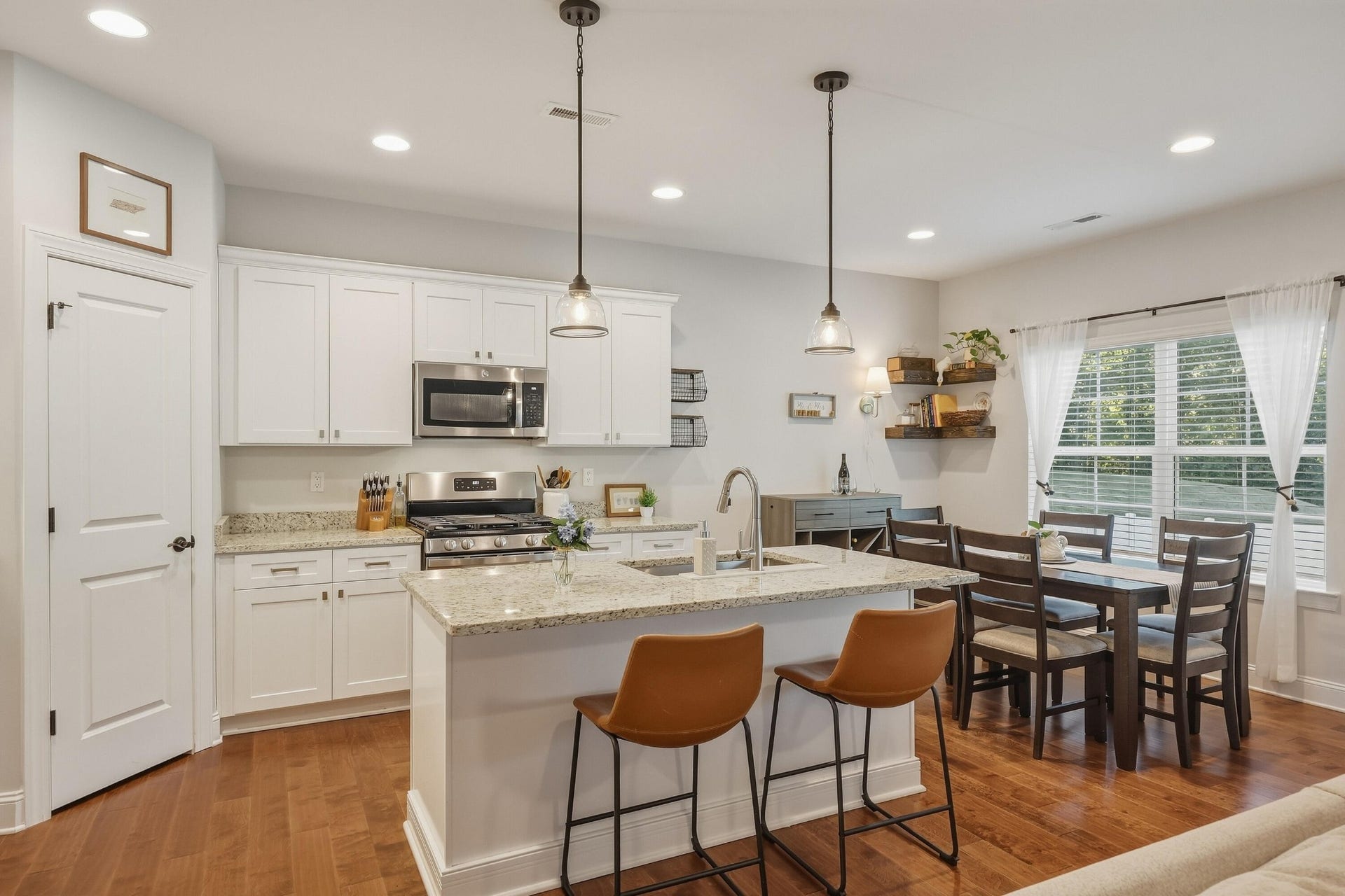 1087 Omaha Circle, Hixson, TN 37343 1087 Omaha Circle, Hixson, TN 37343