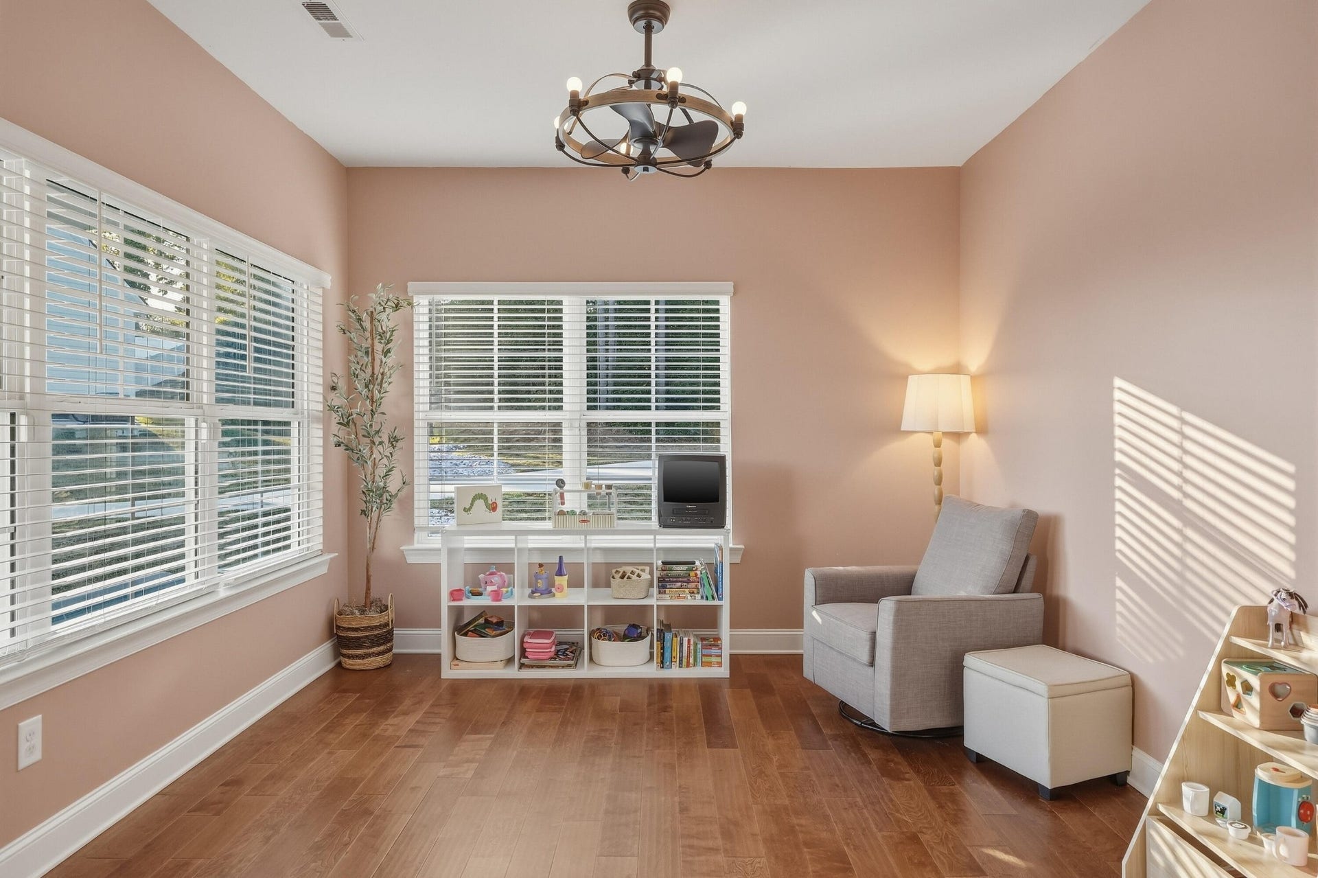 1087 Omaha Circle, Hixson, TN 37343 1087 Omaha Circle, Hixson, TN 37343