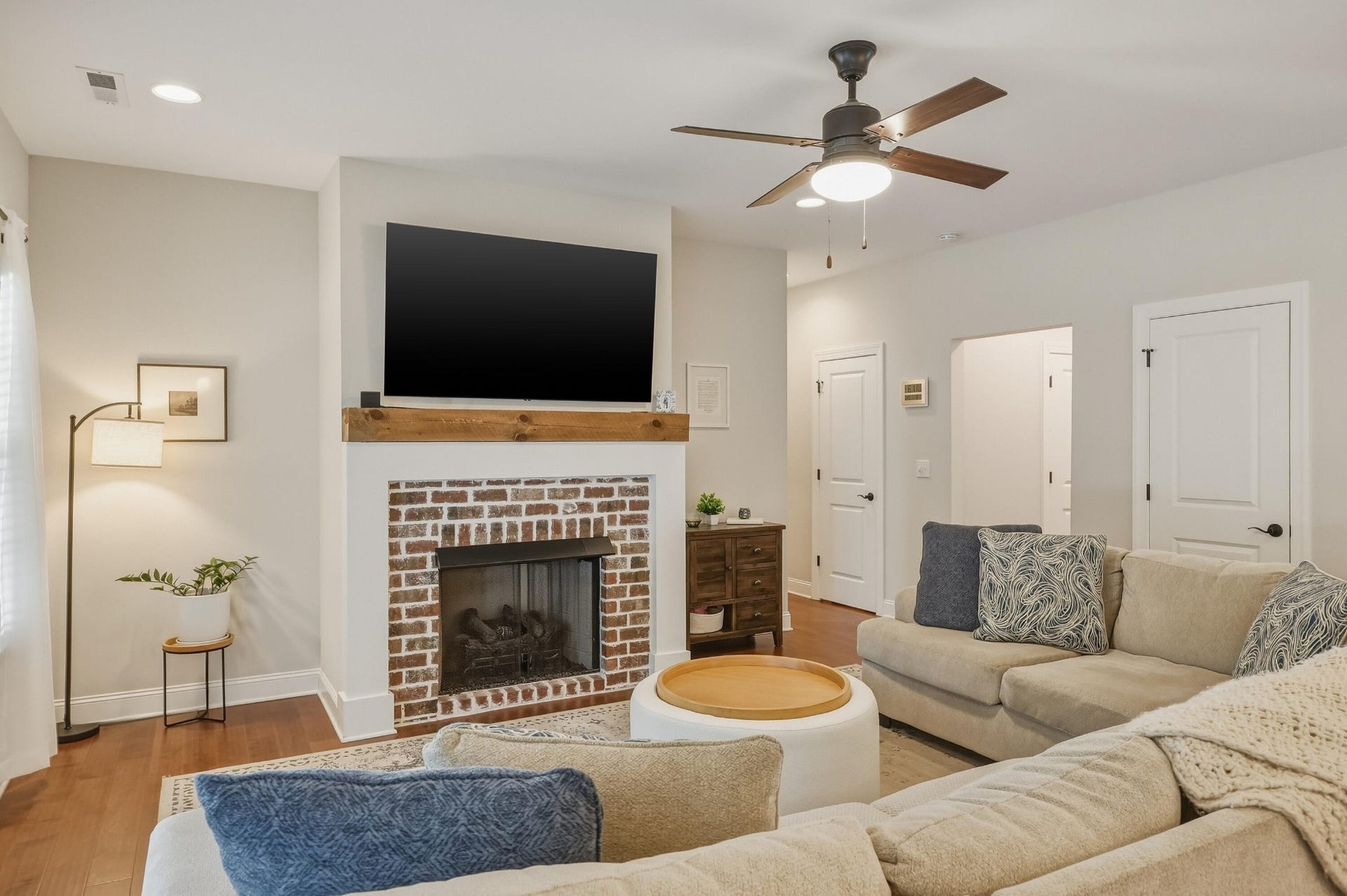1087 Omaha Circle, Hixson, TN 37343 1087 Omaha Circle, Hixson, TN 37343
