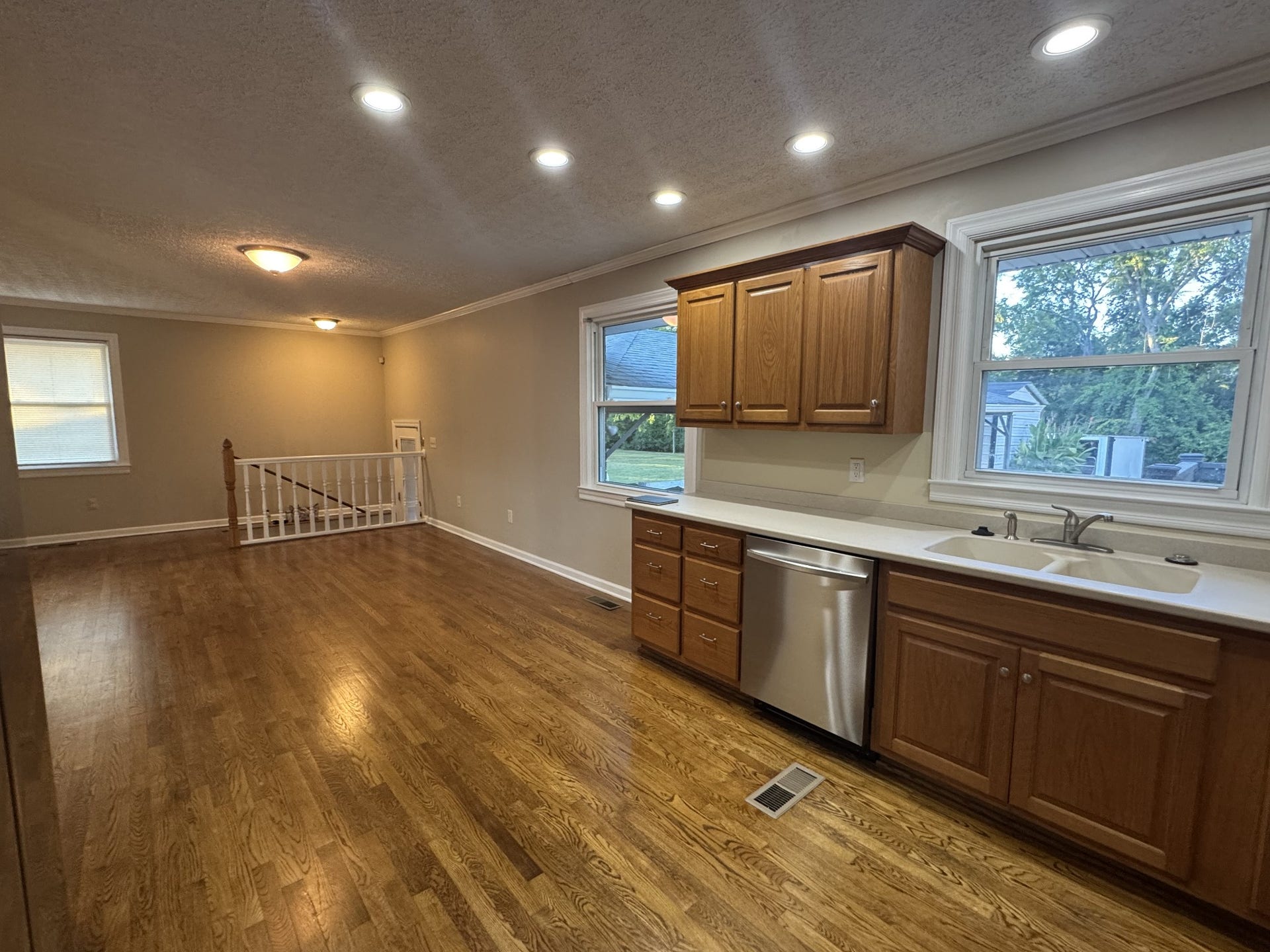 1629 Edgewood Dr, Lebanon, TN 37087 1629 Edgewood Dr, Lebanon, TN 37087