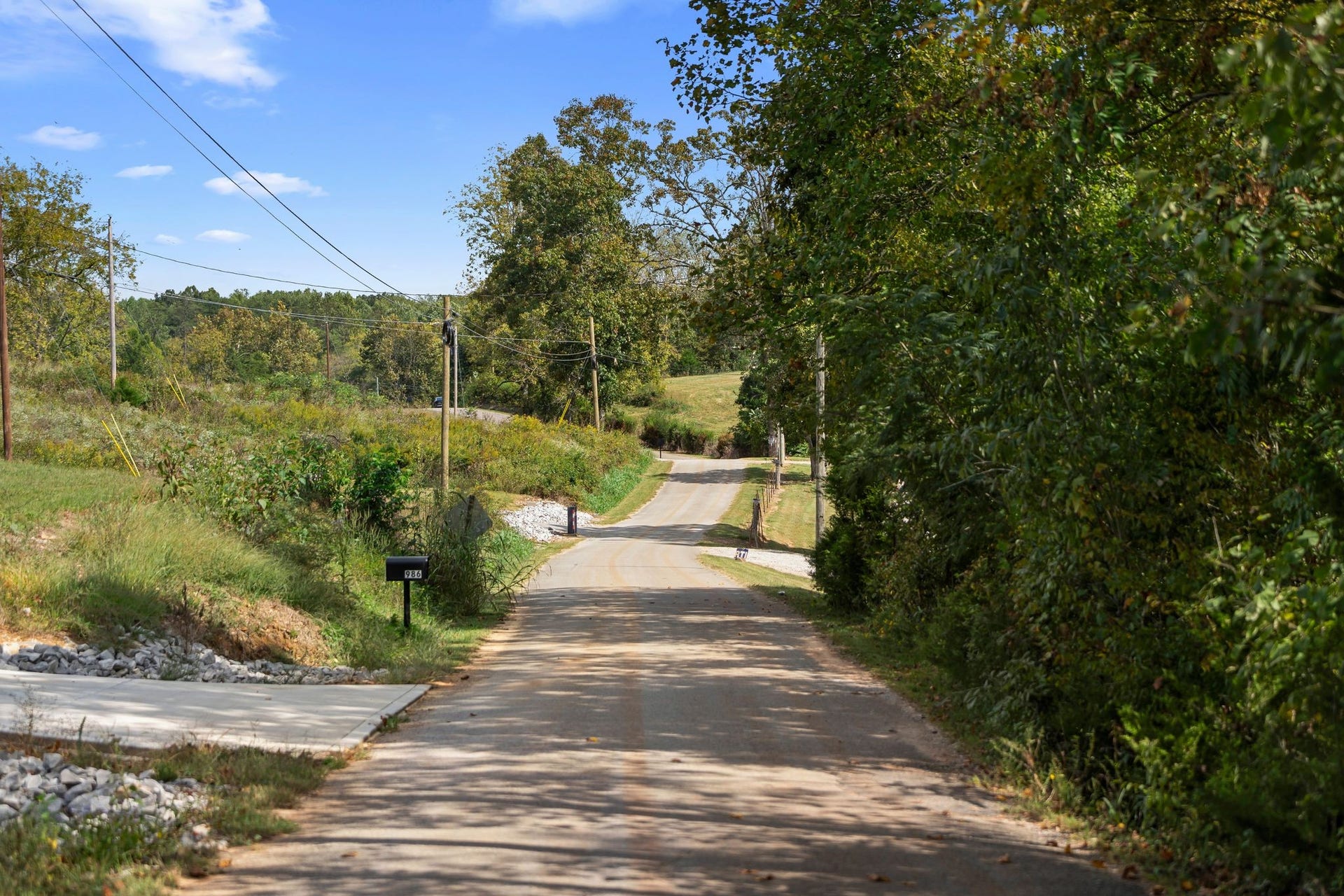 986 E Pin Hook Rd, Sparta, TN 38583 986 E Pin Hook Rd, Sparta, TN 38583