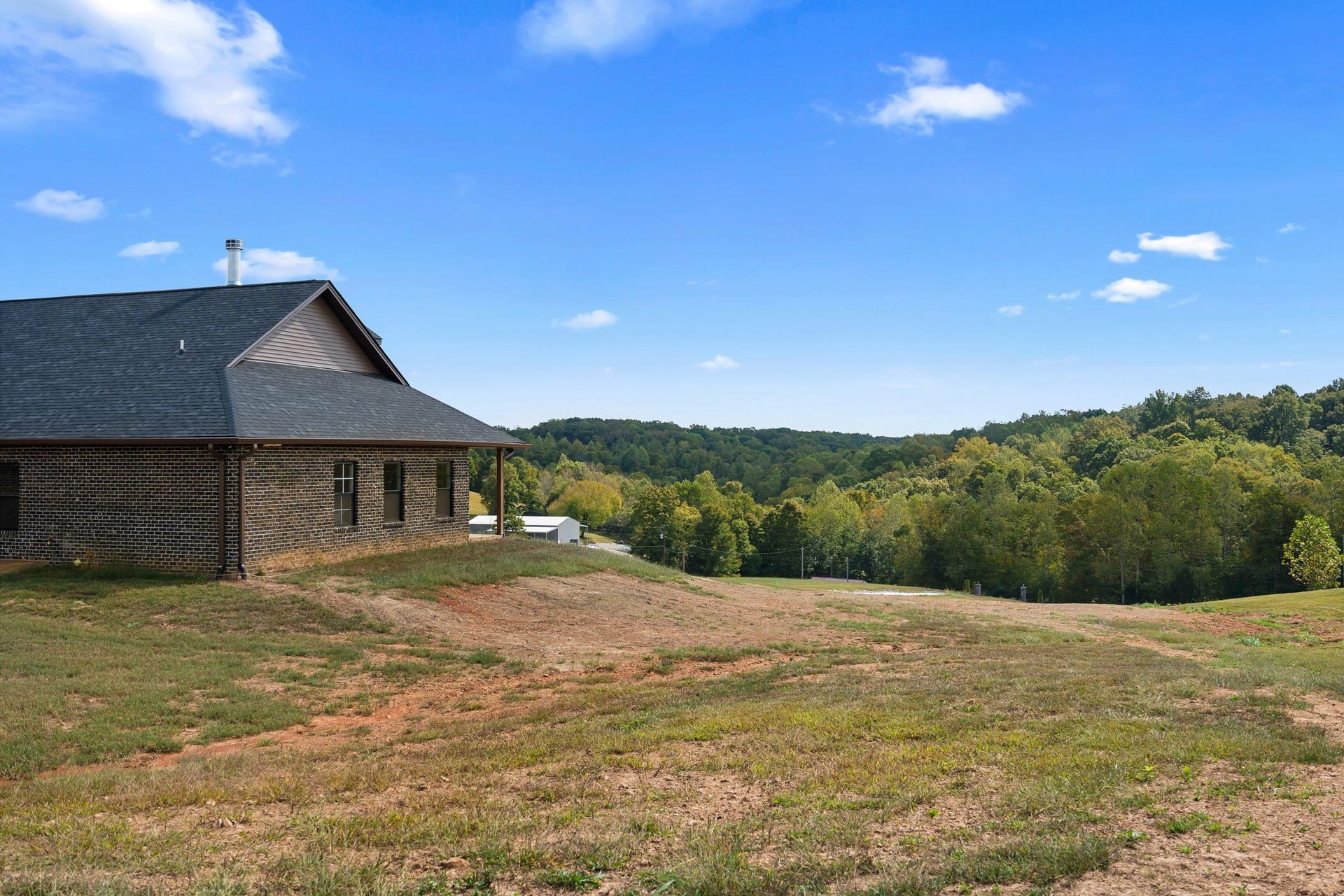 986 E Pin Hook Rd, Sparta, TN 38583 986 E Pin Hook Rd, Sparta, TN 38583