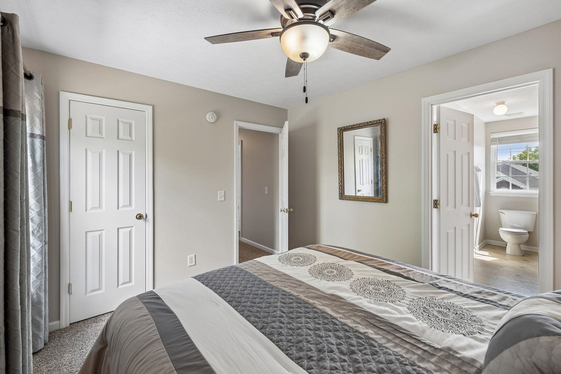 2112 Candlebrook Ct, Madison, TN 37115 Bedroom #2 with Jack & Jill Bathroom