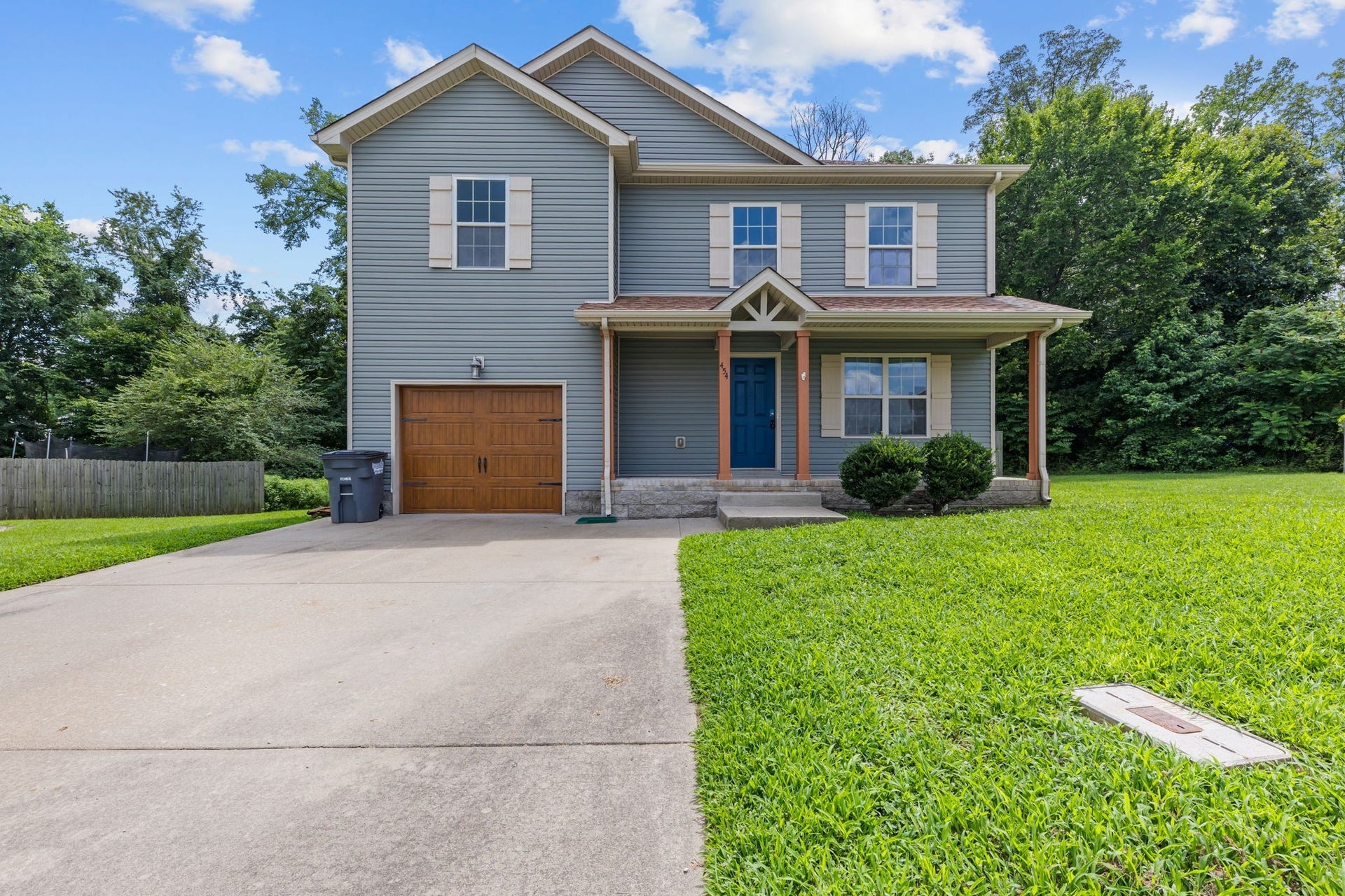 454 N Magnolia Dr, Clarksville, TN 37042 454 N Magnolia Dr, Clarksville, TN 37042