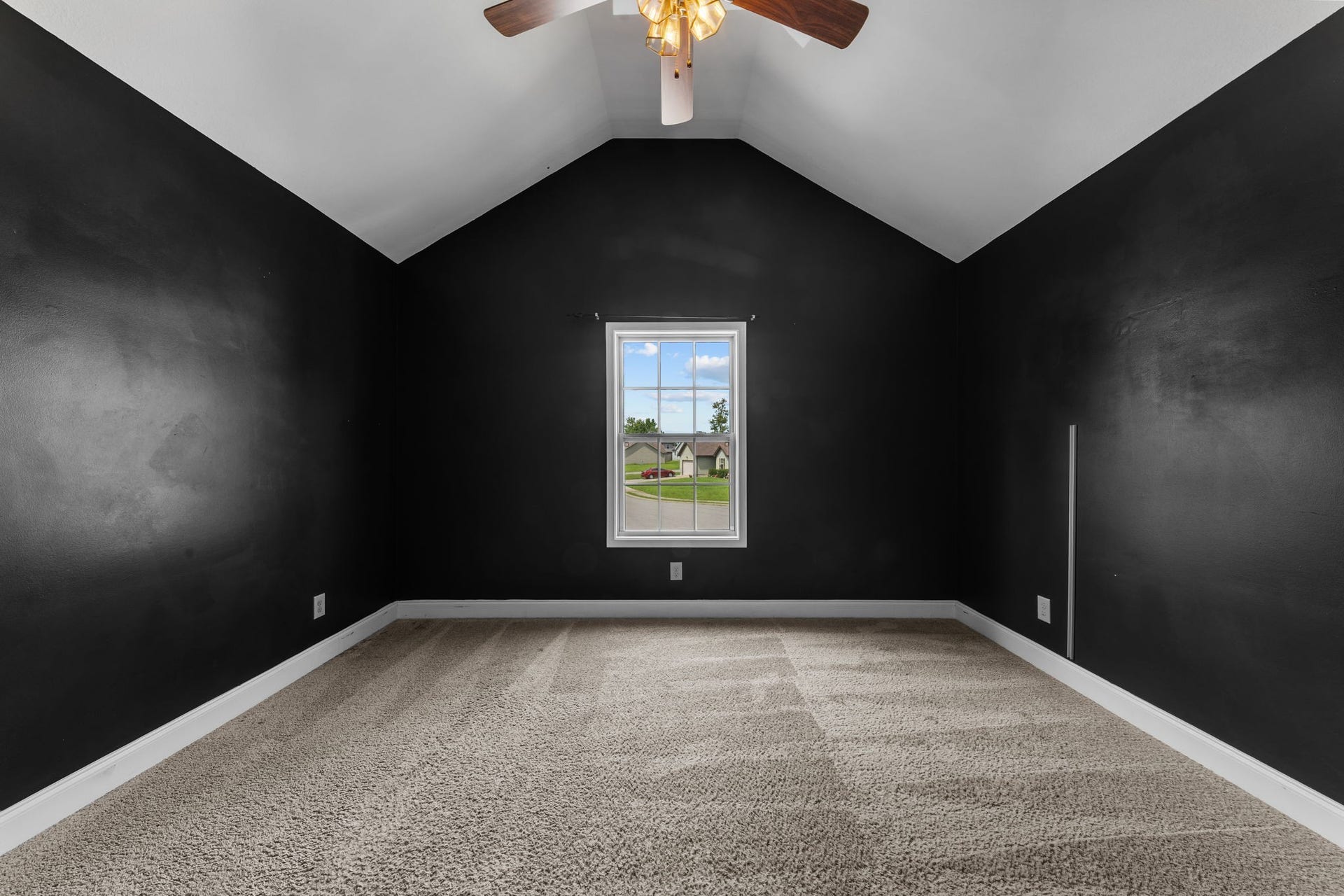 454 N Magnolia Dr, Clarksville, TN 37042 454 N Magnolia Dr, Clarksville, TN 37042