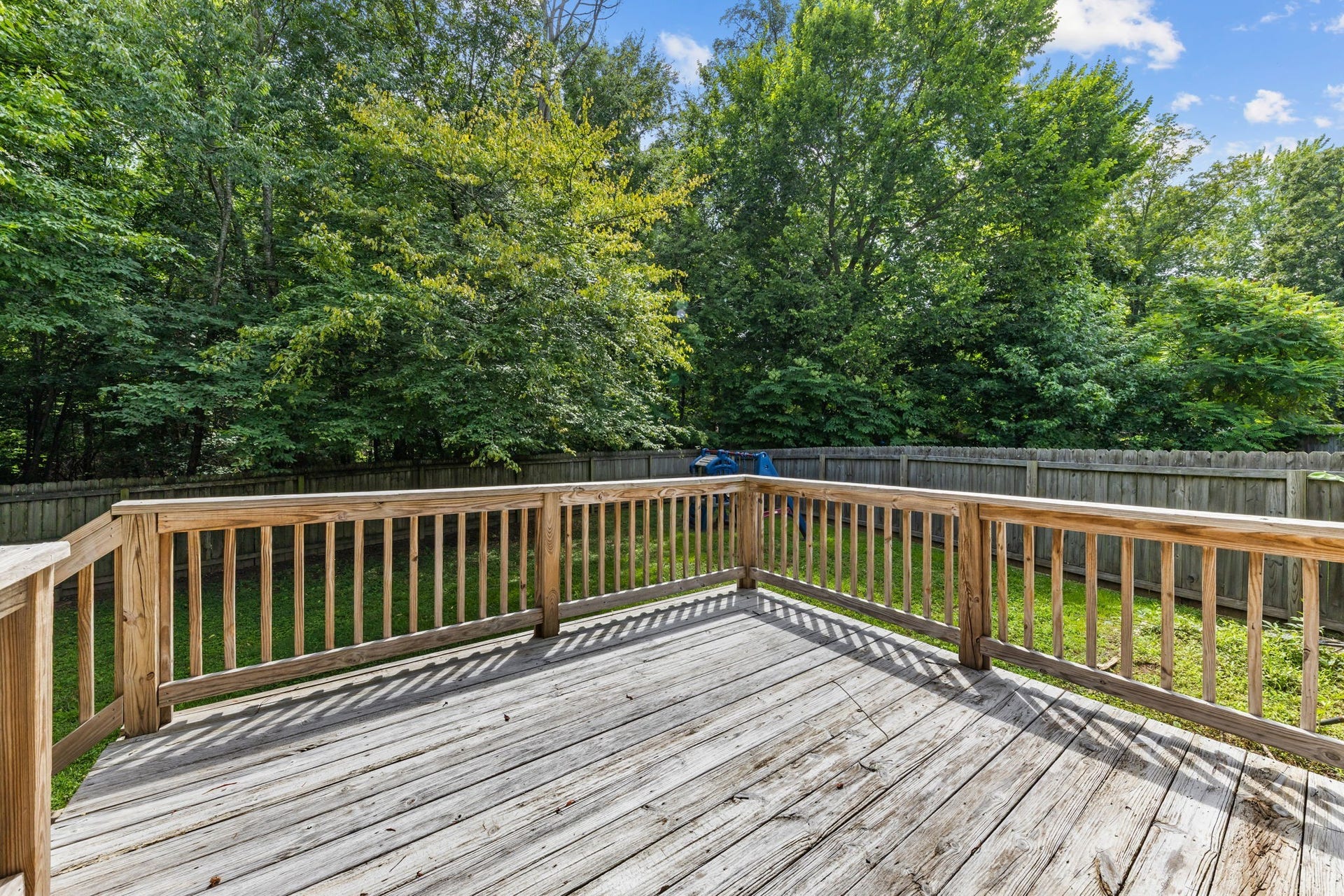 454 N Magnolia Dr, Clarksville, TN 37042 454 N Magnolia Dr, Clarksville, TN 37042