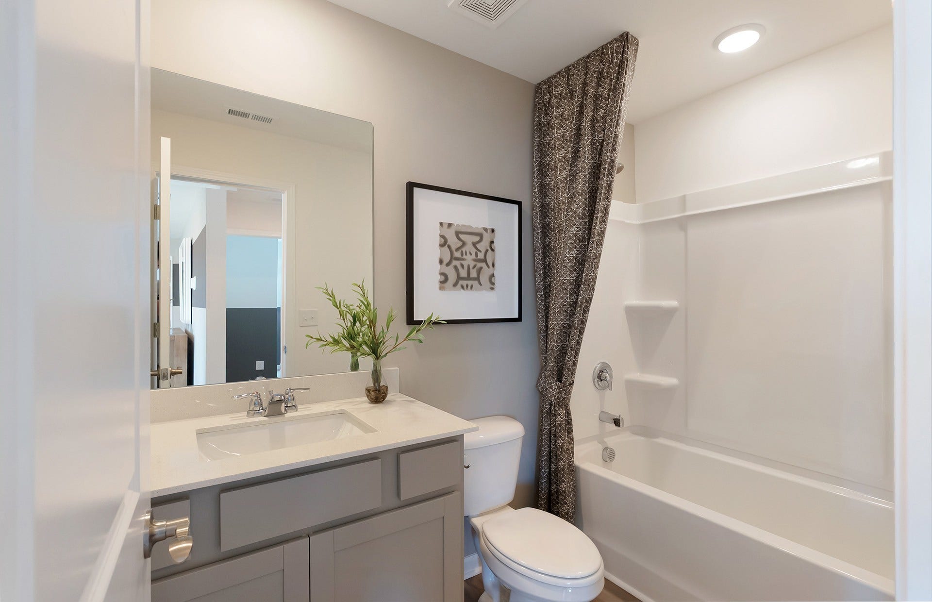 3281 Barrel Oak Pass, Columbia, TN 38401 Staged Oriole Model Home. Some selections may differ.