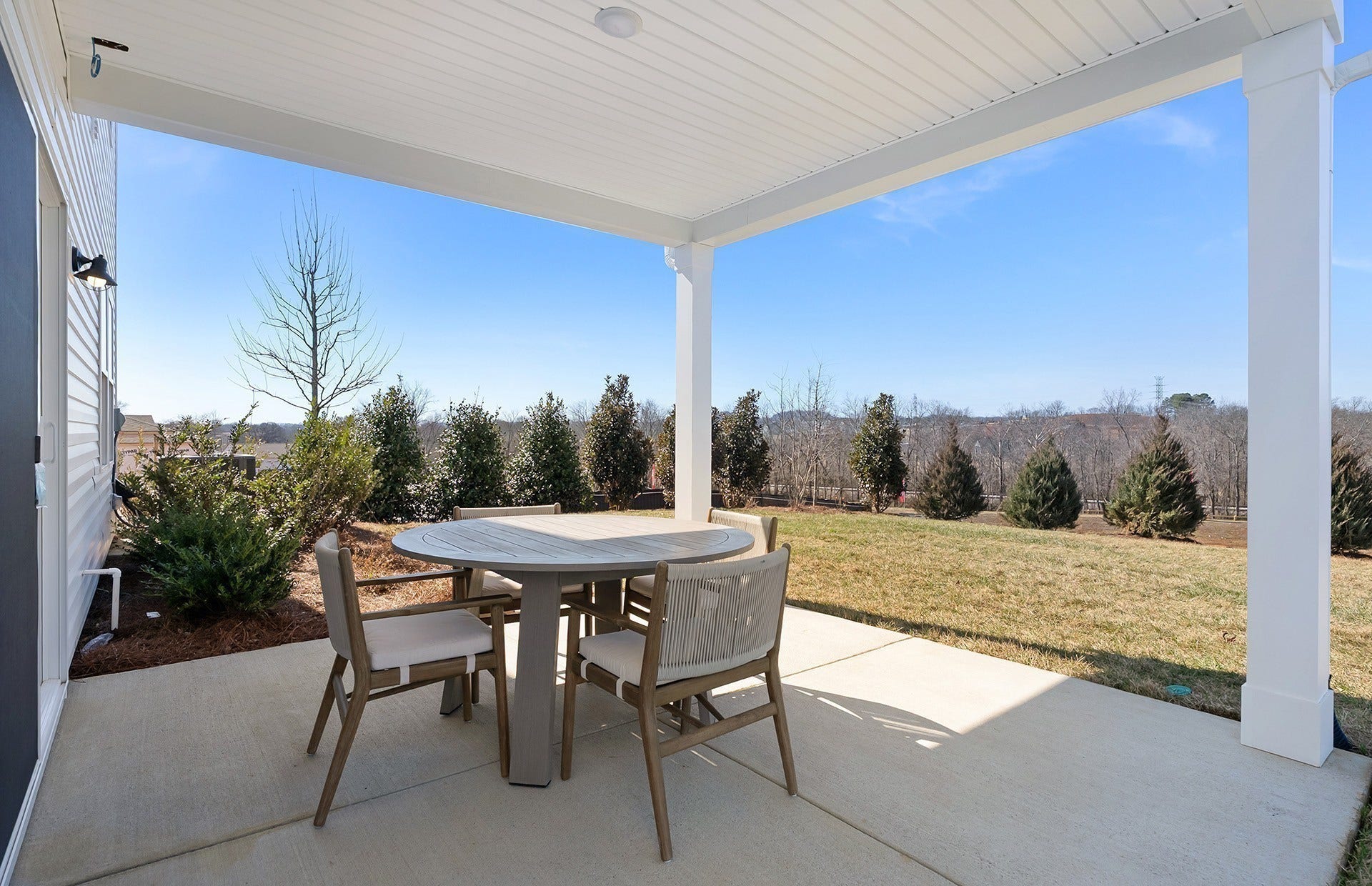 3281 Barrel Oak Pass, Columbia, TN 38401 Staged Oriole Model Home. Some selections may differ.