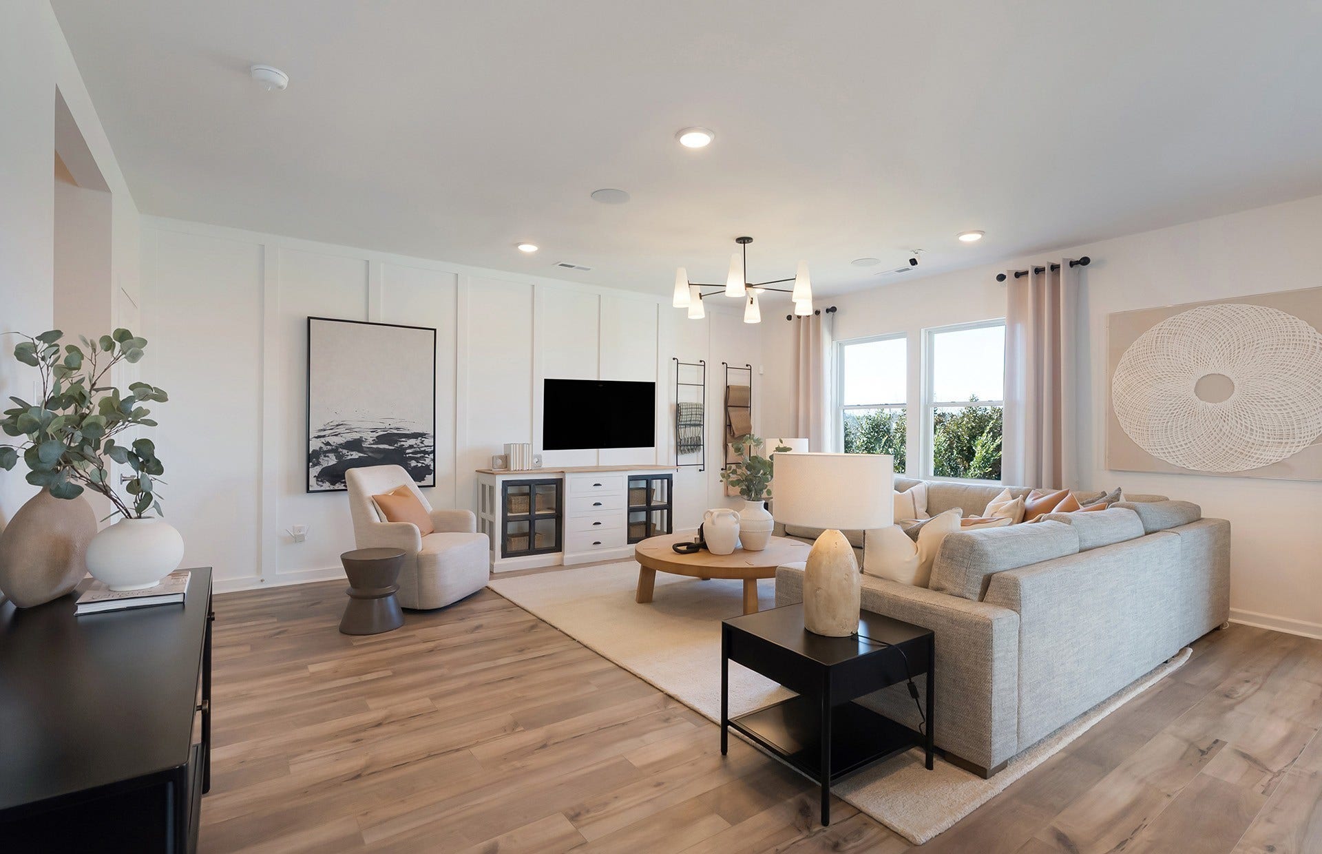 3281 Barrel Oak Pass, Columbia, TN 38401 Staged Oriole Model Home. Some selections may differ.