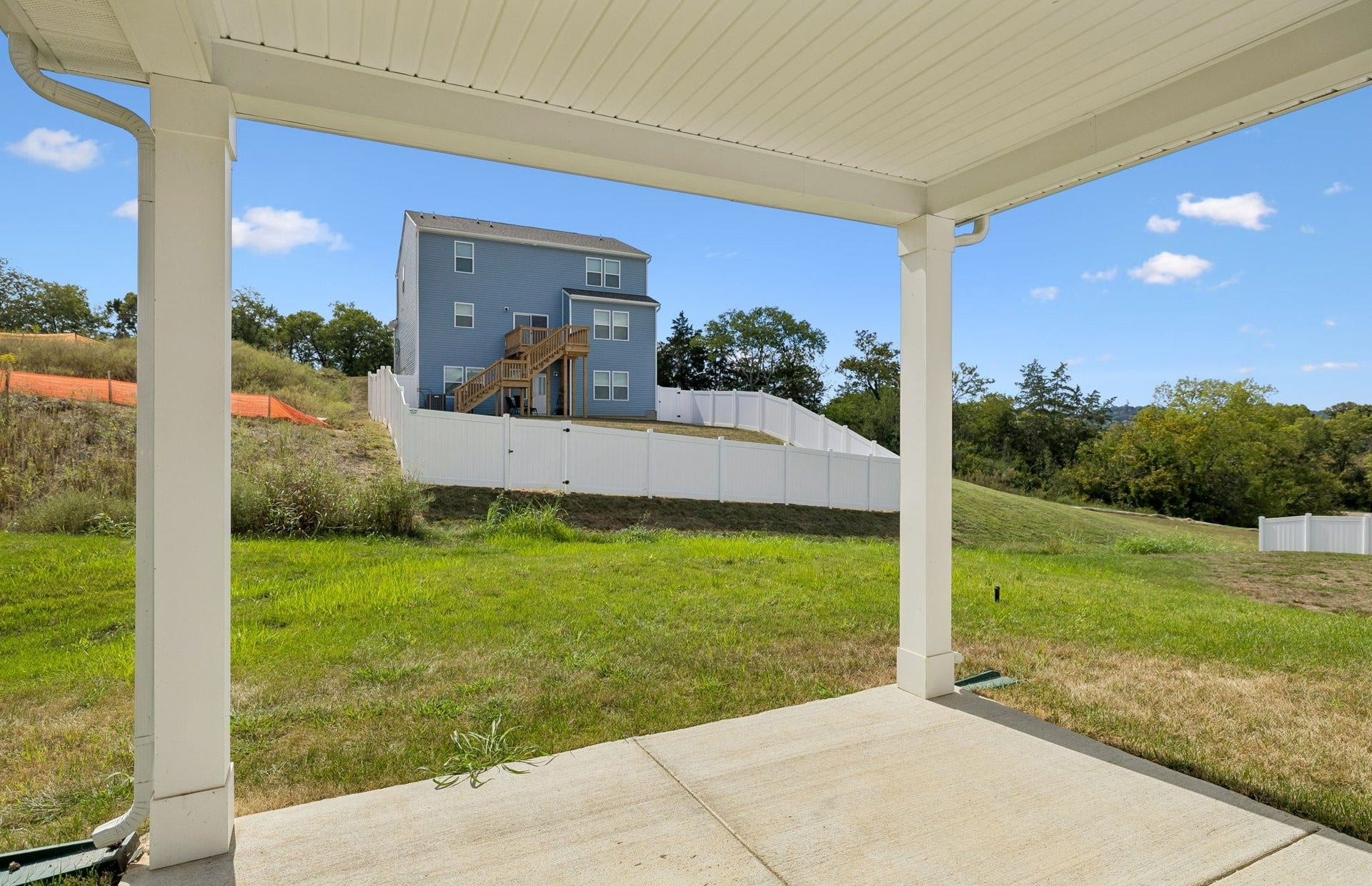 3281 Barrel Oak Pass, Columbia, TN 38401 3281 Barrel Oak Pass, Columbia, TN 38401