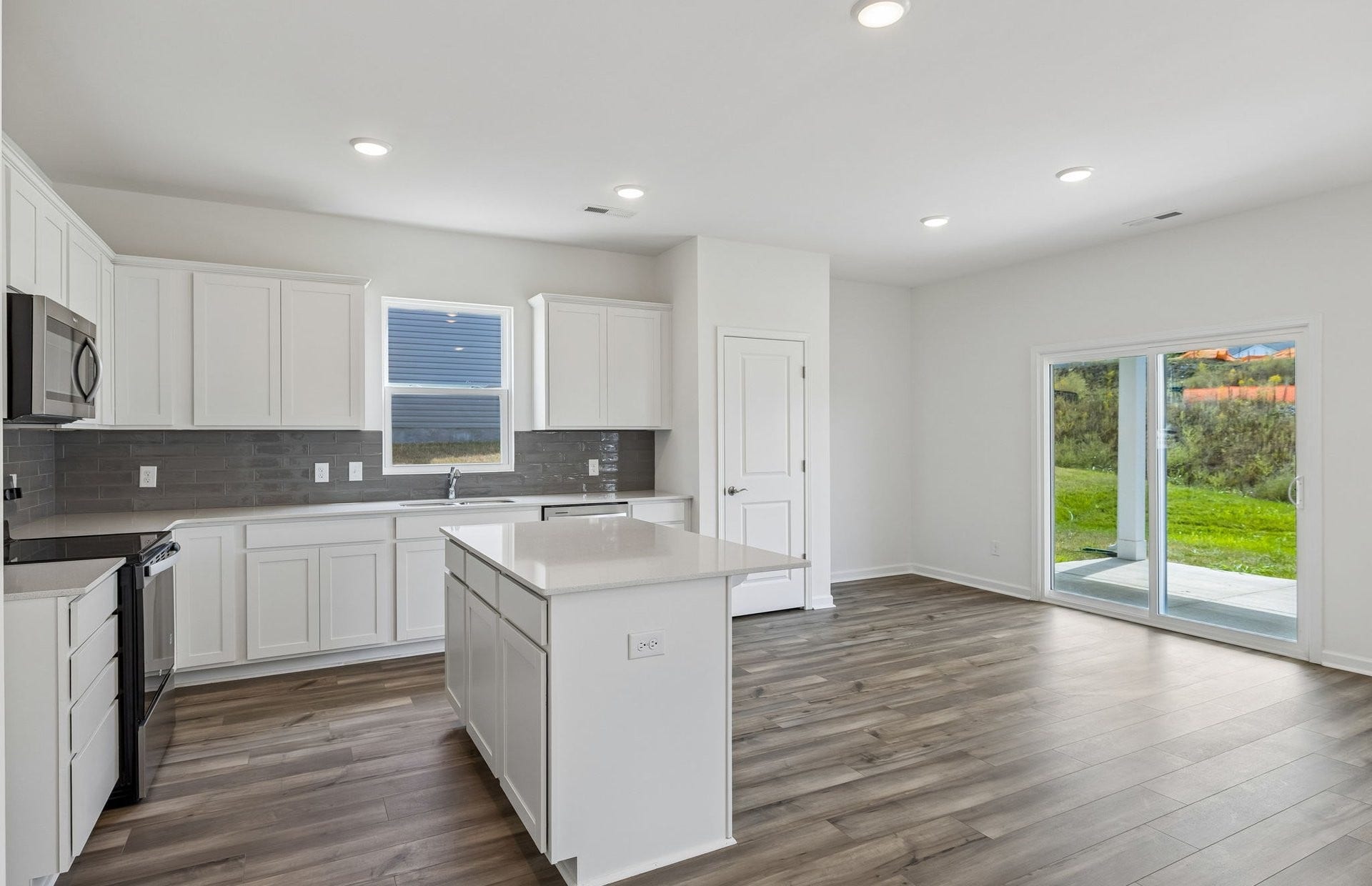 3281 Barrel Oak Pass, Columbia, TN 38401 3281 Barrel Oak Pass, Columbia, TN 38401