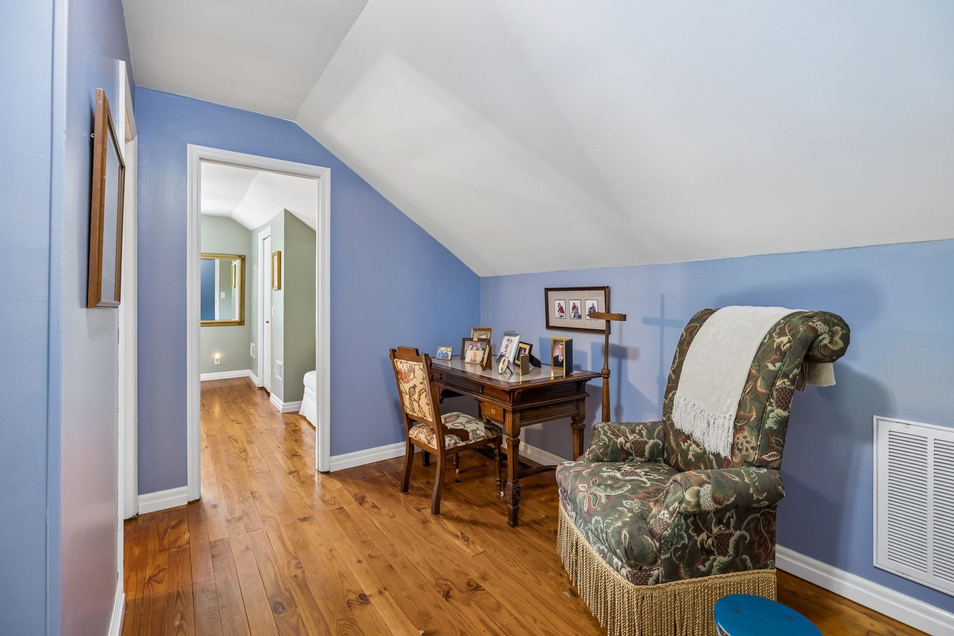 121 Park Cir, Columbia, TN 38401