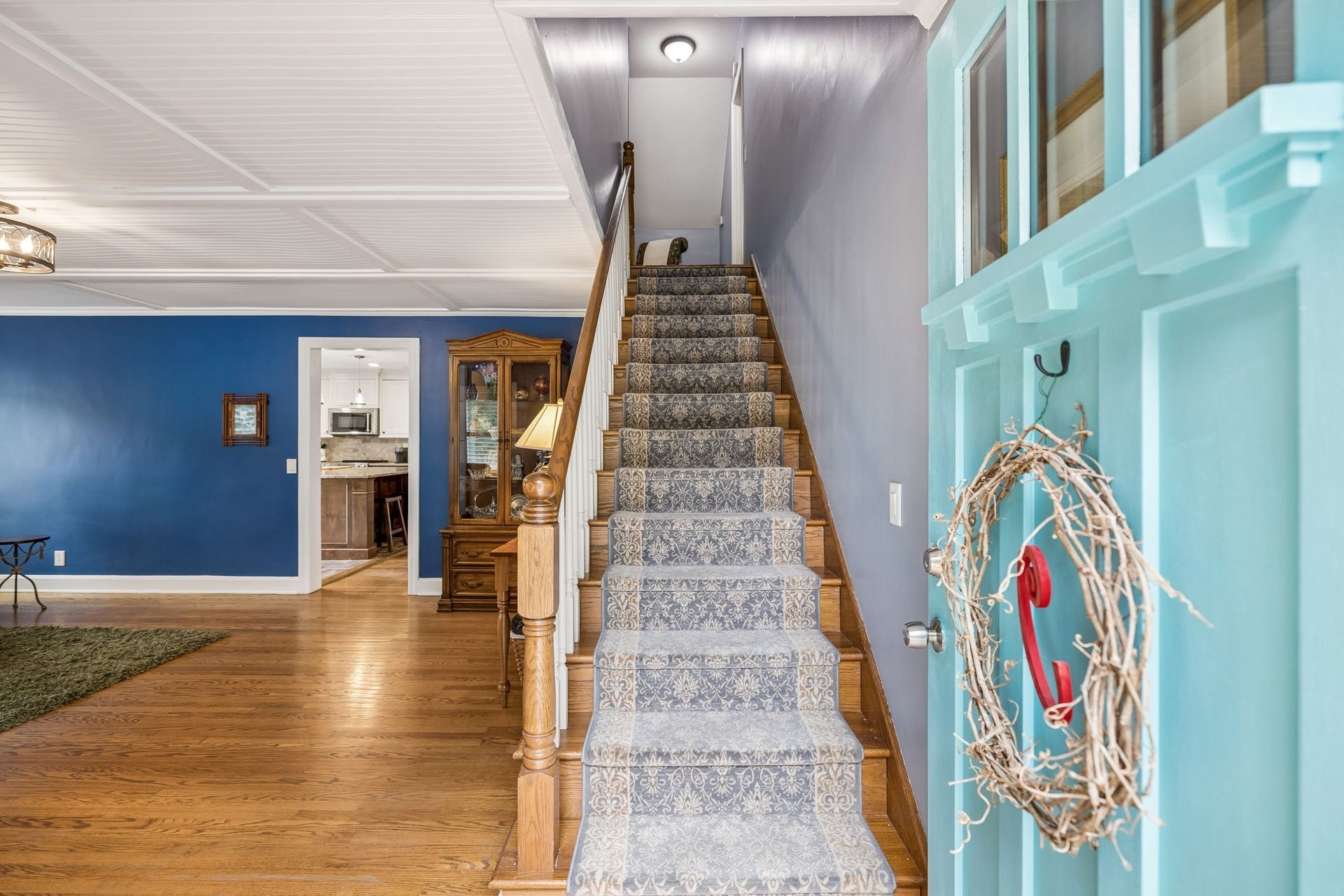 121 Park Cir, Columbia, TN 38401
