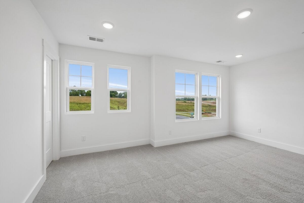 2595 Peaceful Valley Dr, Columbia, TN 38401 Primary Bedroom