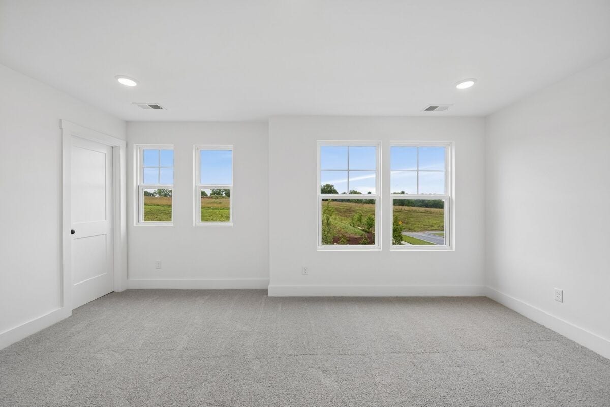 2595 Peaceful Valley Dr, Columbia, TN 38401 Primary Bedroom
