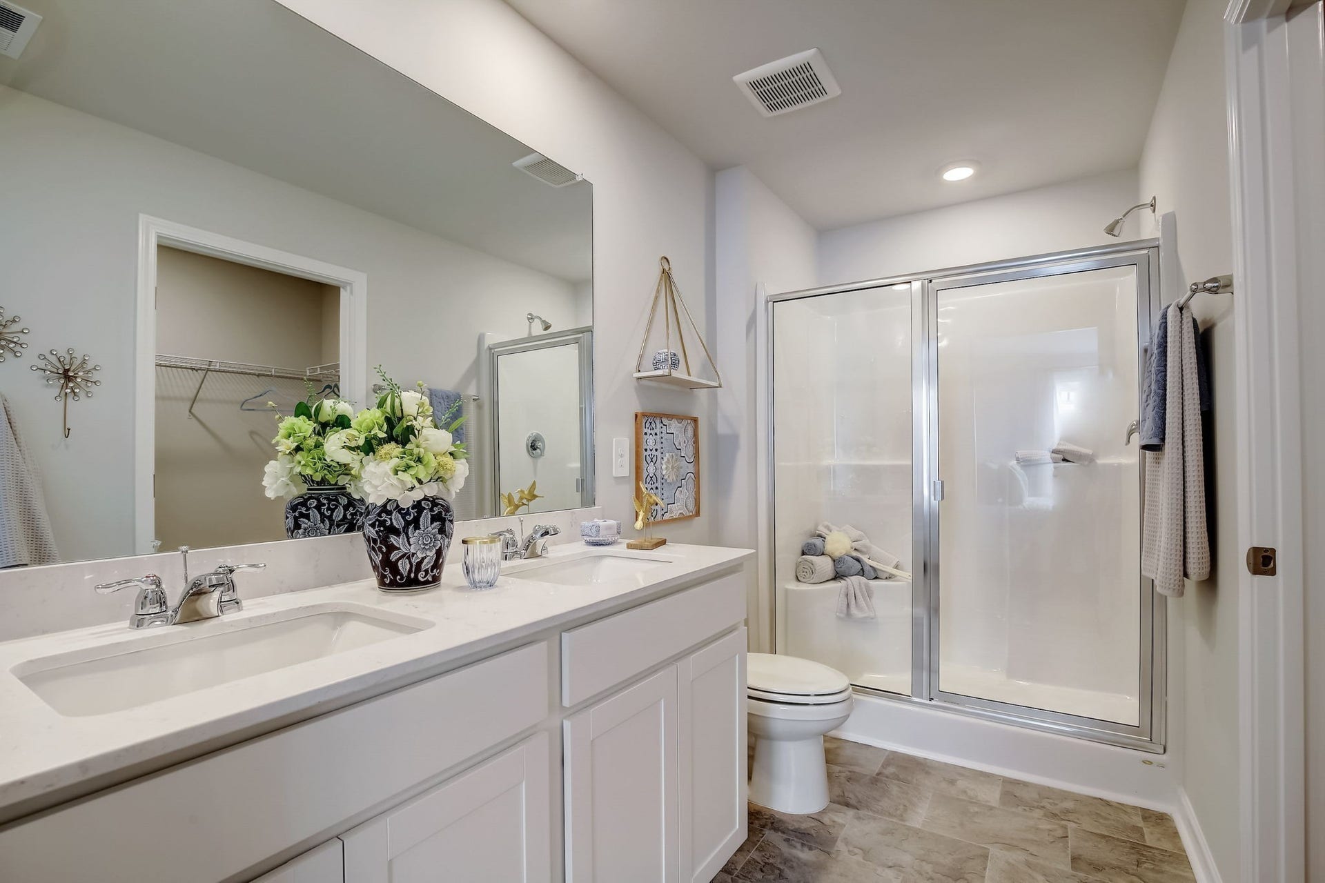 2233 Harlequin Point, Lebanon, TN 37090