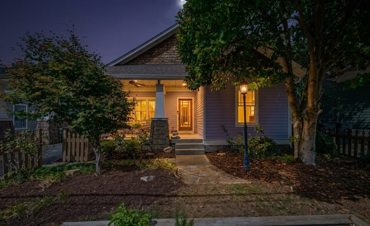 1415 Fatherland St, Nashville, TN 37206 digitally enhanced photo