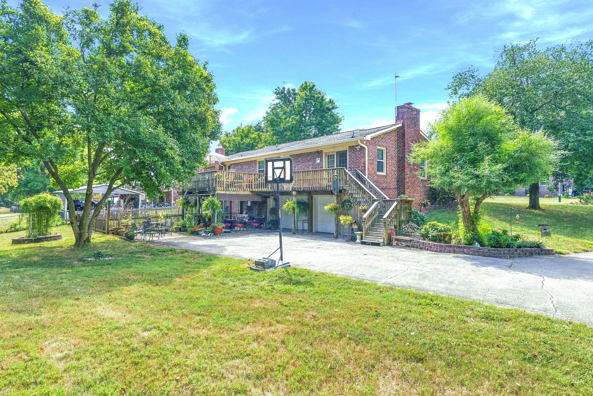 1315 Jewell Dr, Columbia, TN 38401 1315 Jewell Dr, Columbia, TN 38401