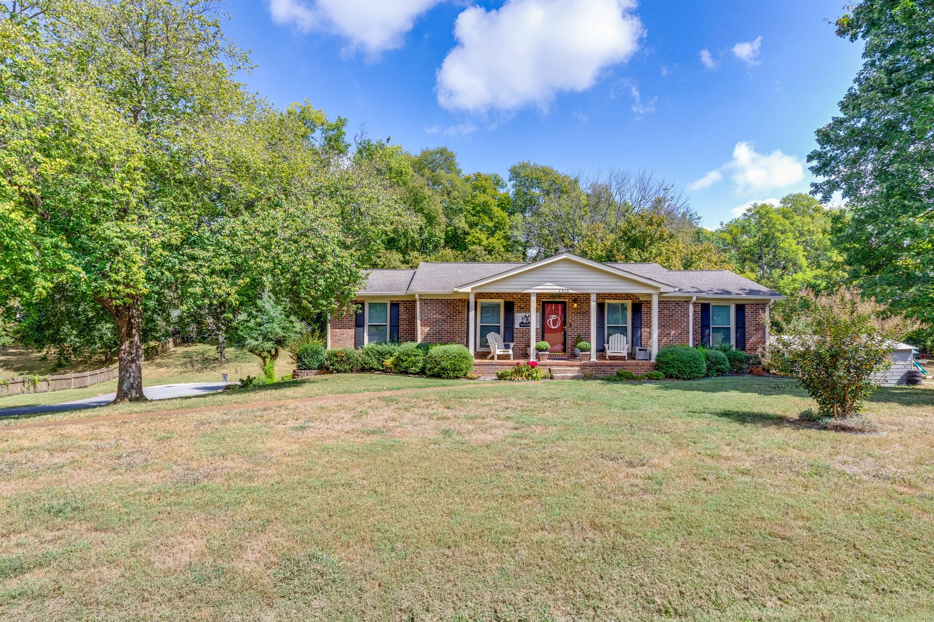 1315 Jewell Dr, Columbia, TN 38401 1315 Jewell Dr, Columbia, TN 38401