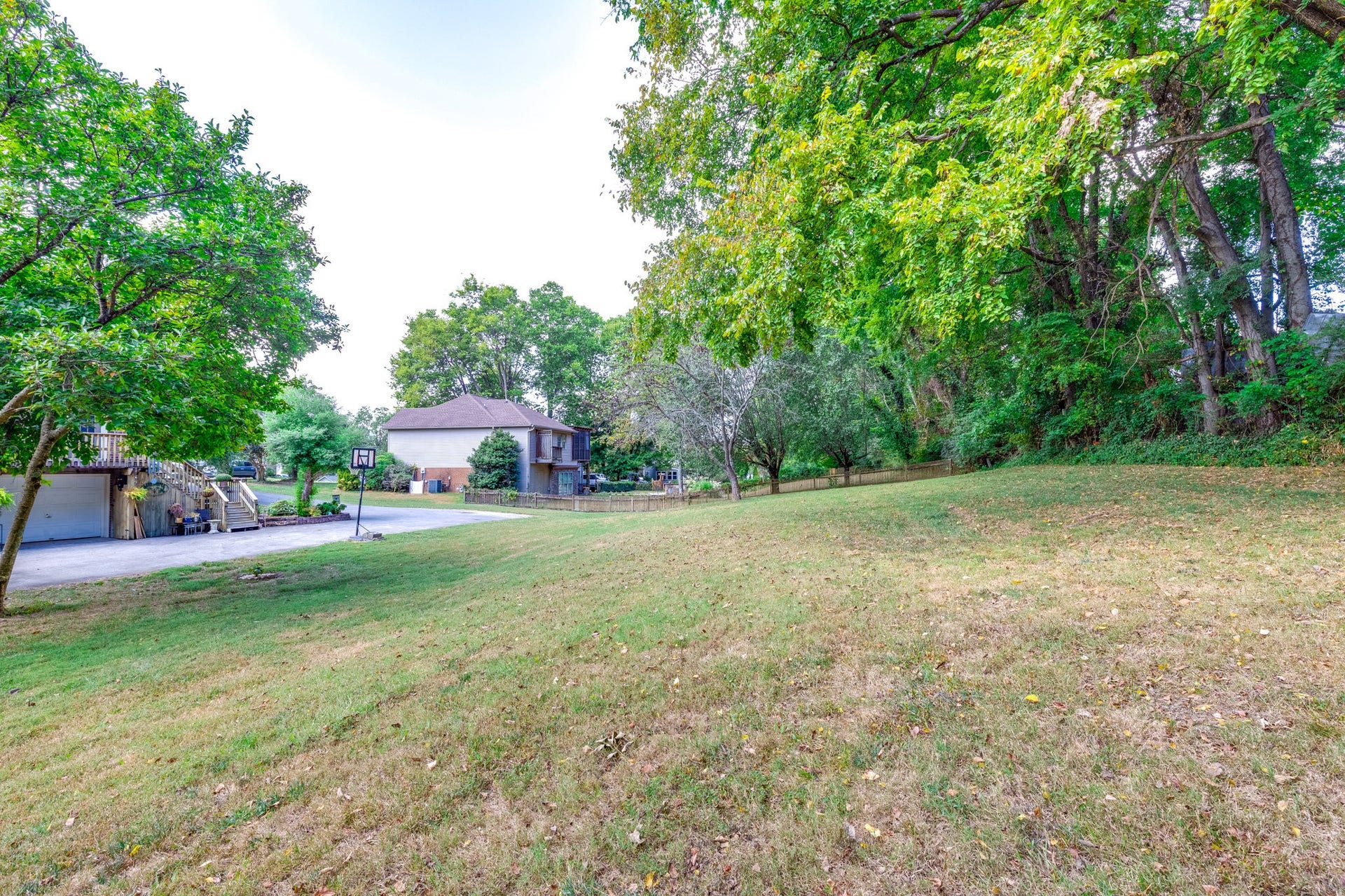 1315 Jewell Dr, Columbia, TN 38401 1315 Jewell Dr, Columbia, TN 38401