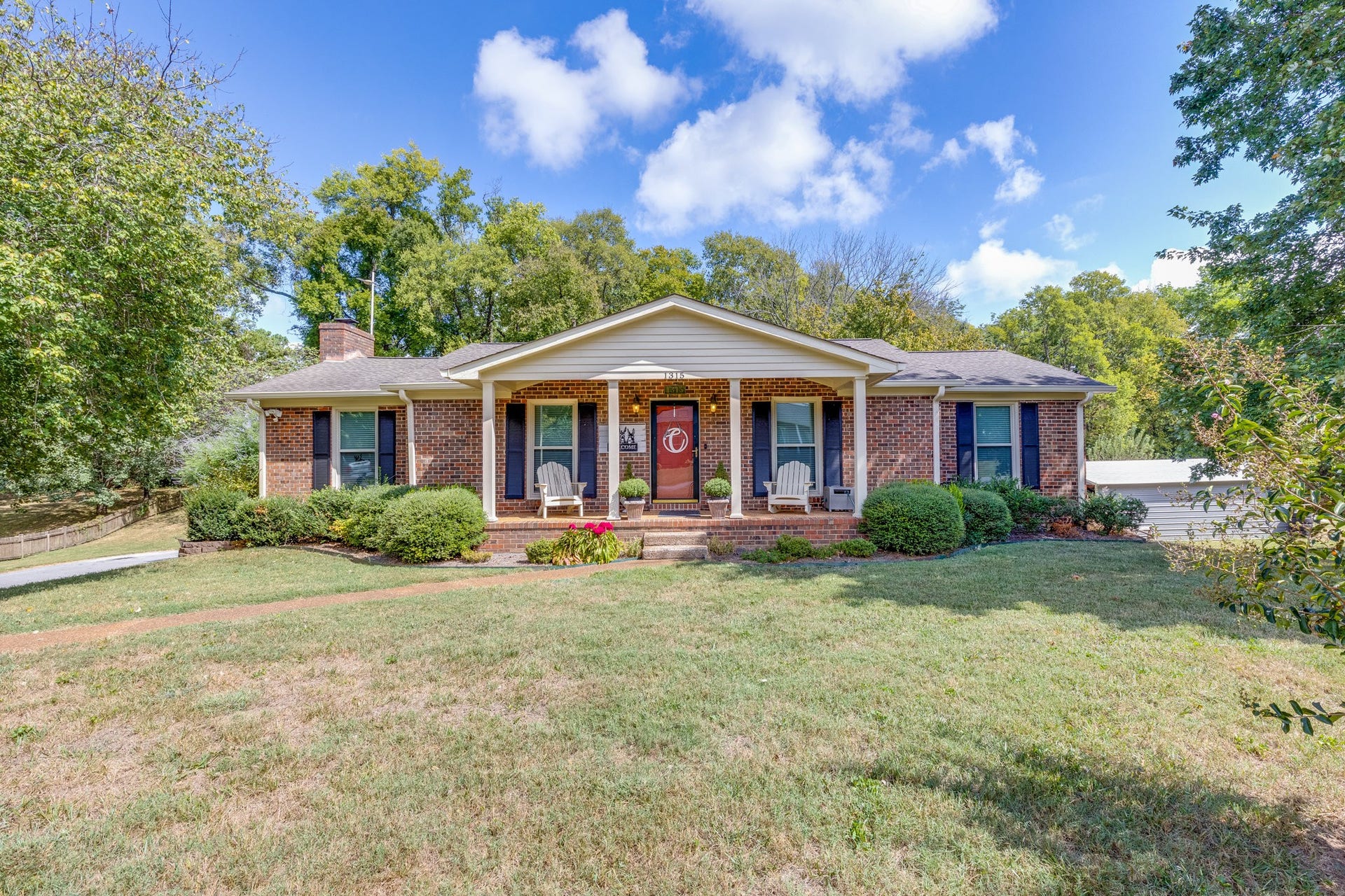 1315 Jewell Dr, Columbia, TN 38401 1315 Jewell Dr, Columbia, TN 38401