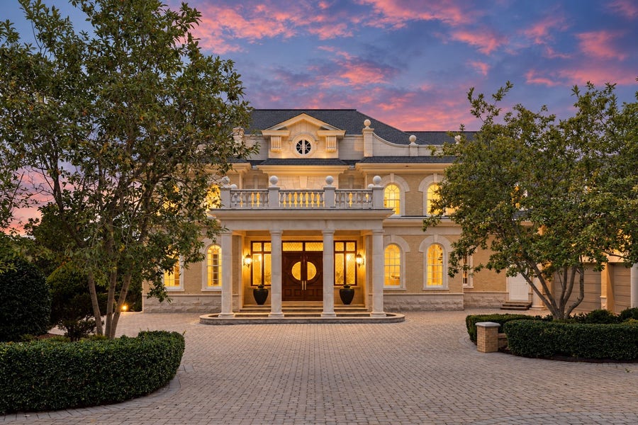 Property photo for 2 Carmel Ln, Brentwood, TN