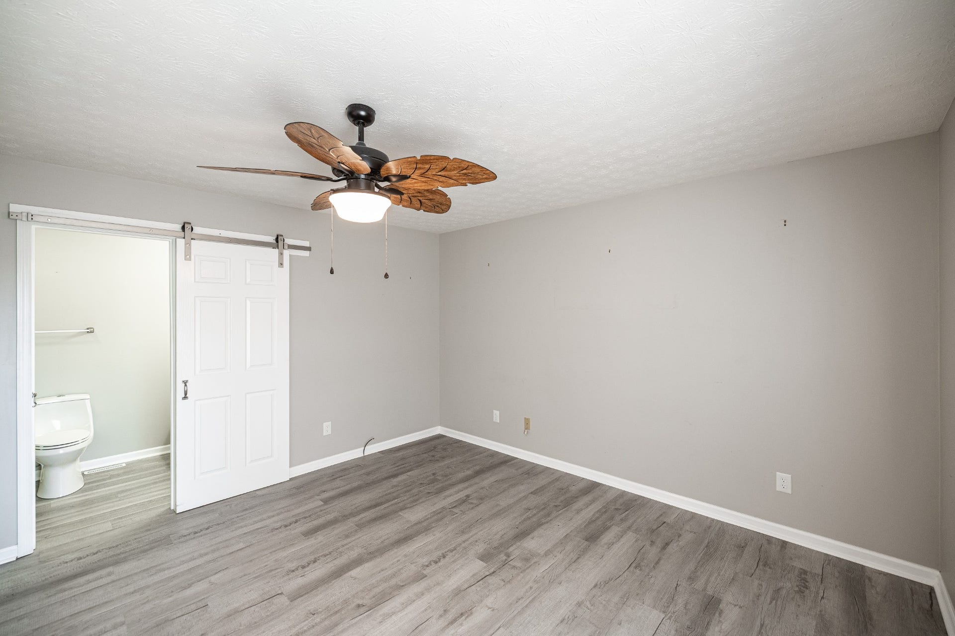 583 Cottonwood Dr, Gallatin, TN 37066 583 Cottonwood Dr, Gallatin, TN 37066