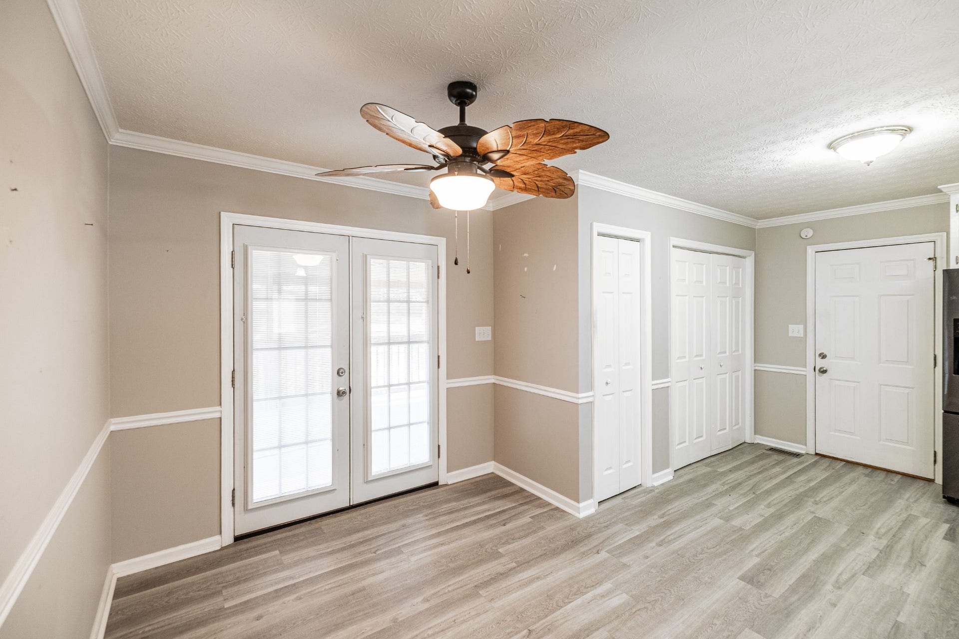 583 Cottonwood Dr, Gallatin, TN 37066 583 Cottonwood Dr, Gallatin, TN 37066