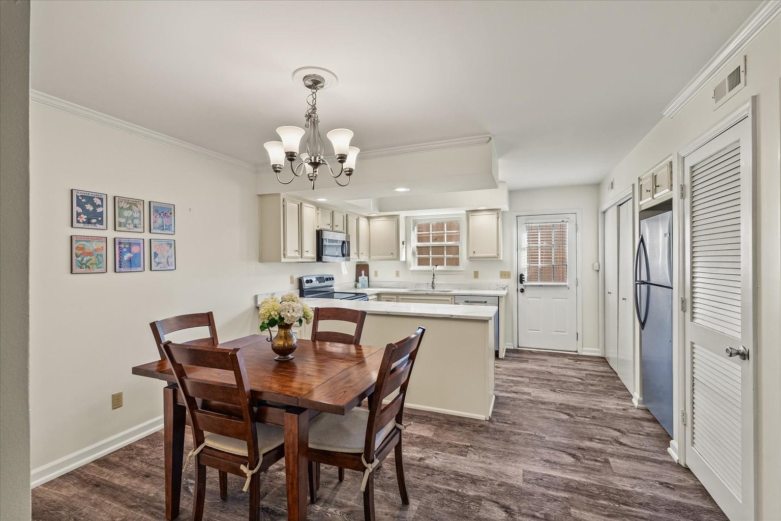 2714 Linmar Ave, Nashville, TN 37215 2714 Linmar Ave, Nashville, TN 37215