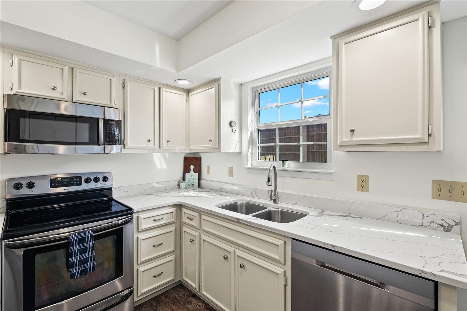 2714 Linmar Ave, Nashville, TN 37215 2714 Linmar Ave, Nashville, TN 37215
