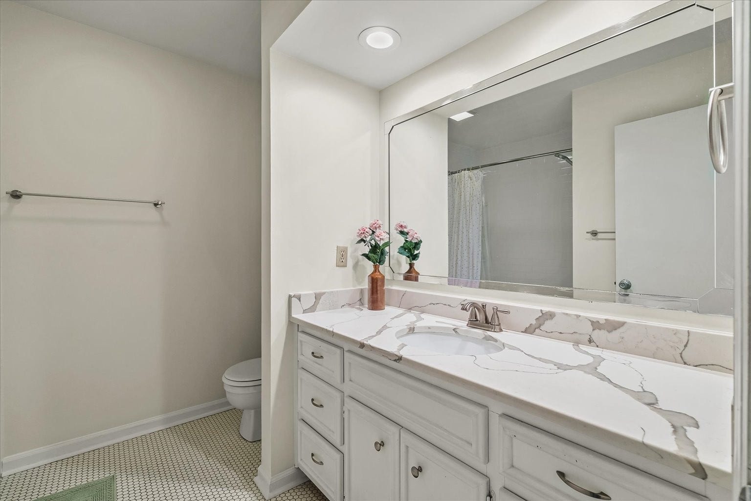 2714 Linmar Ave, Nashville, TN 37215 2714 Linmar Ave, Nashville, TN 37215