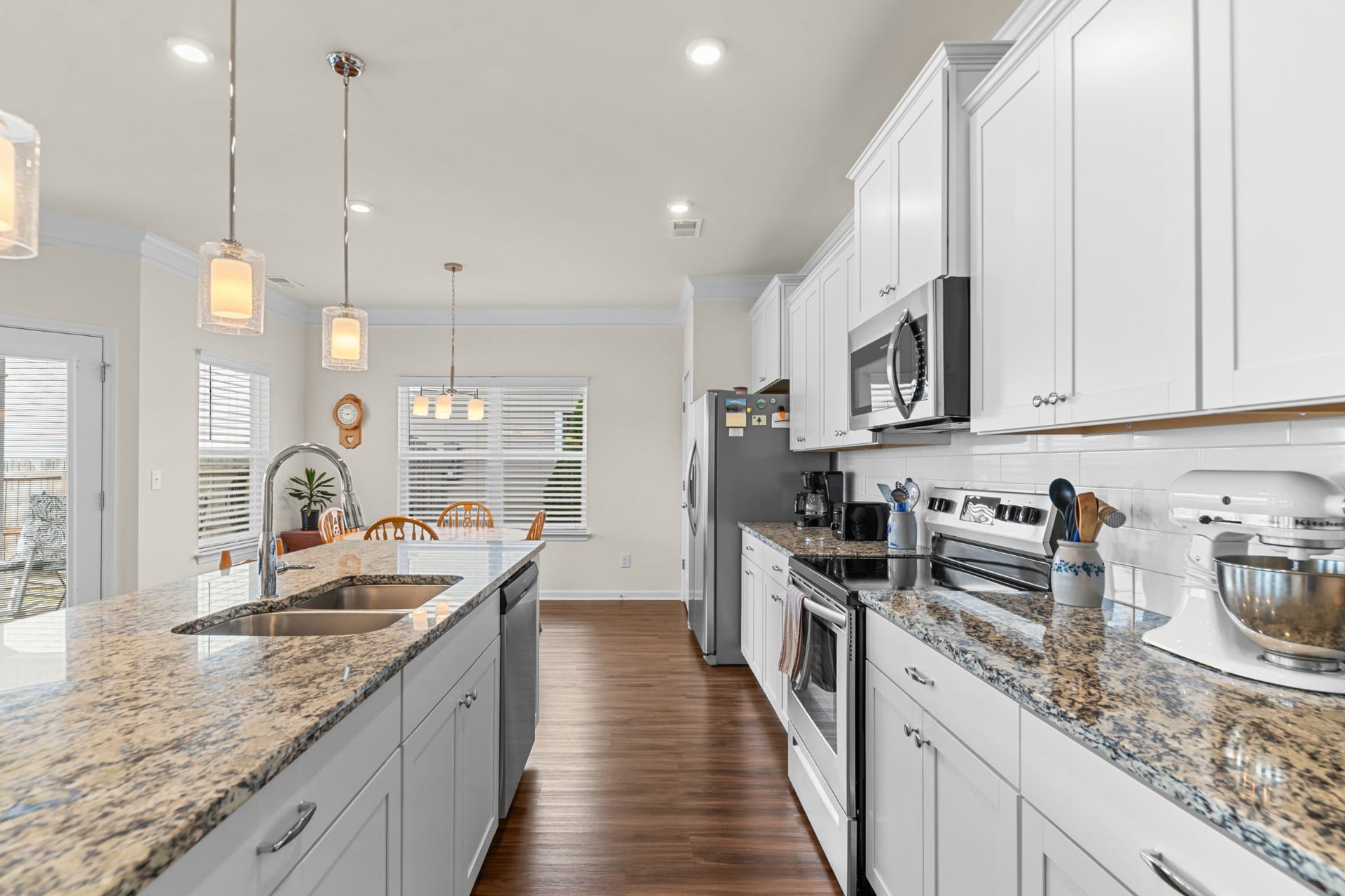 341 Geneva Ln, Columbia, TN 38401 341 Geneva Ln, Columbia, TN 38401
