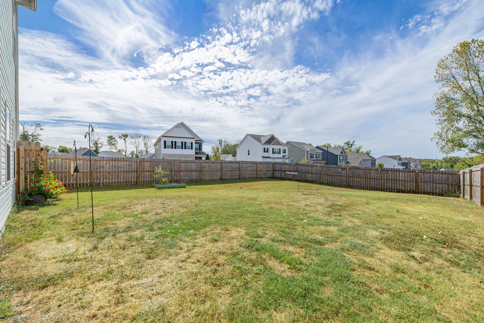 341 Geneva Ln, Columbia, TN 38401 341 Geneva Ln, Columbia, TN 38401