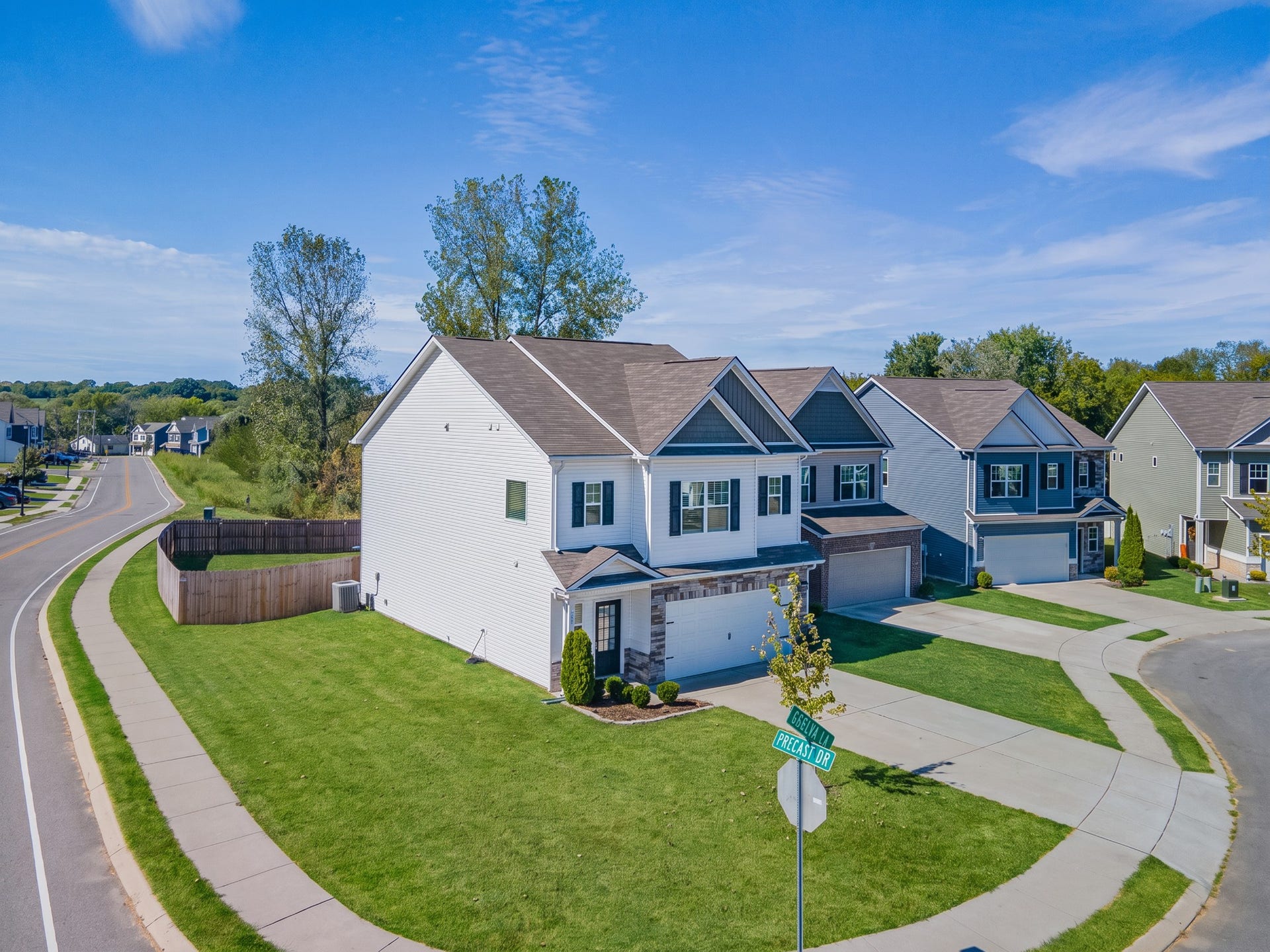 341 Geneva Ln, Columbia, TN 38401 341 Geneva Ln, Columbia, TN 38401