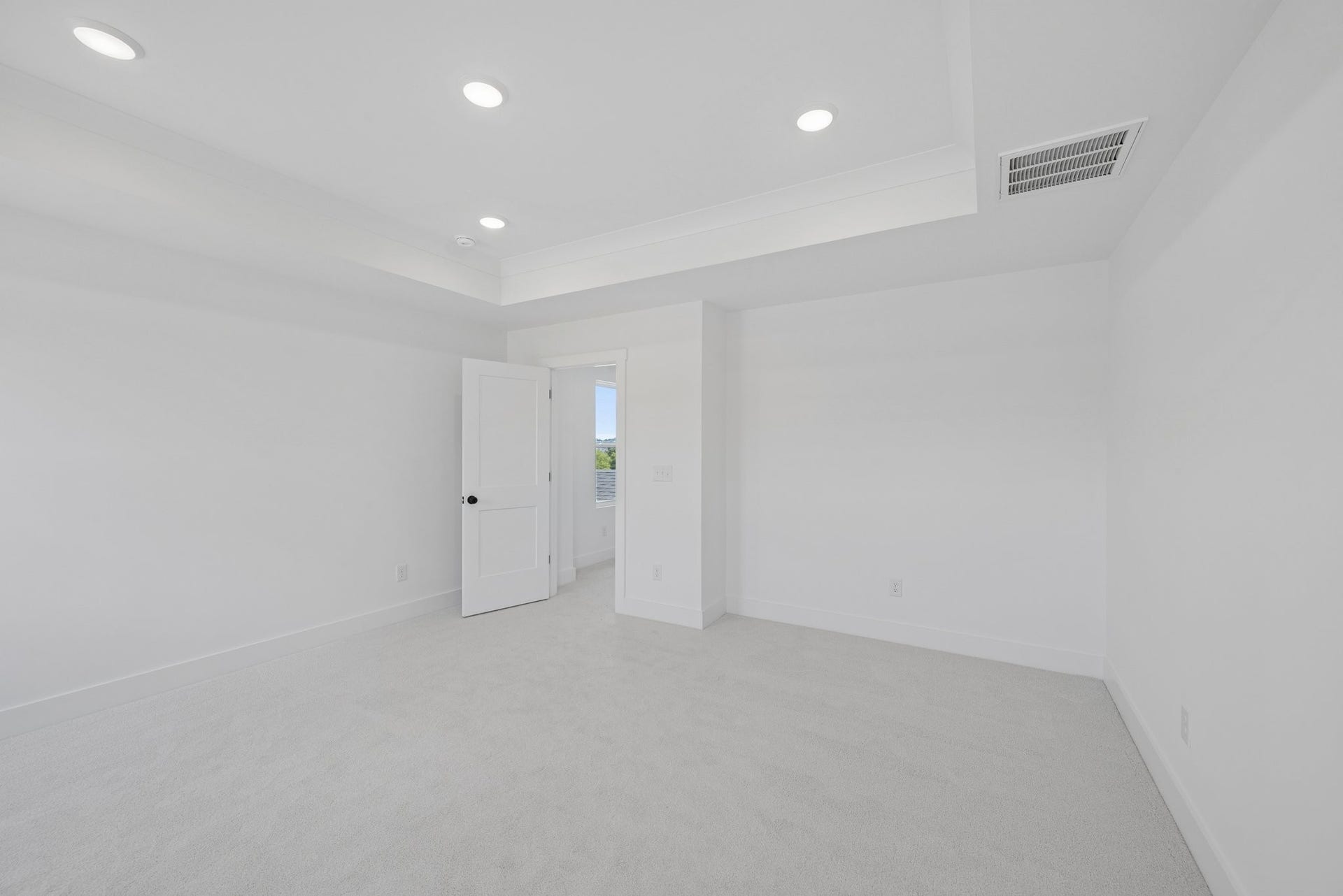 Photo is for representational purposes only of a completed Madison plan