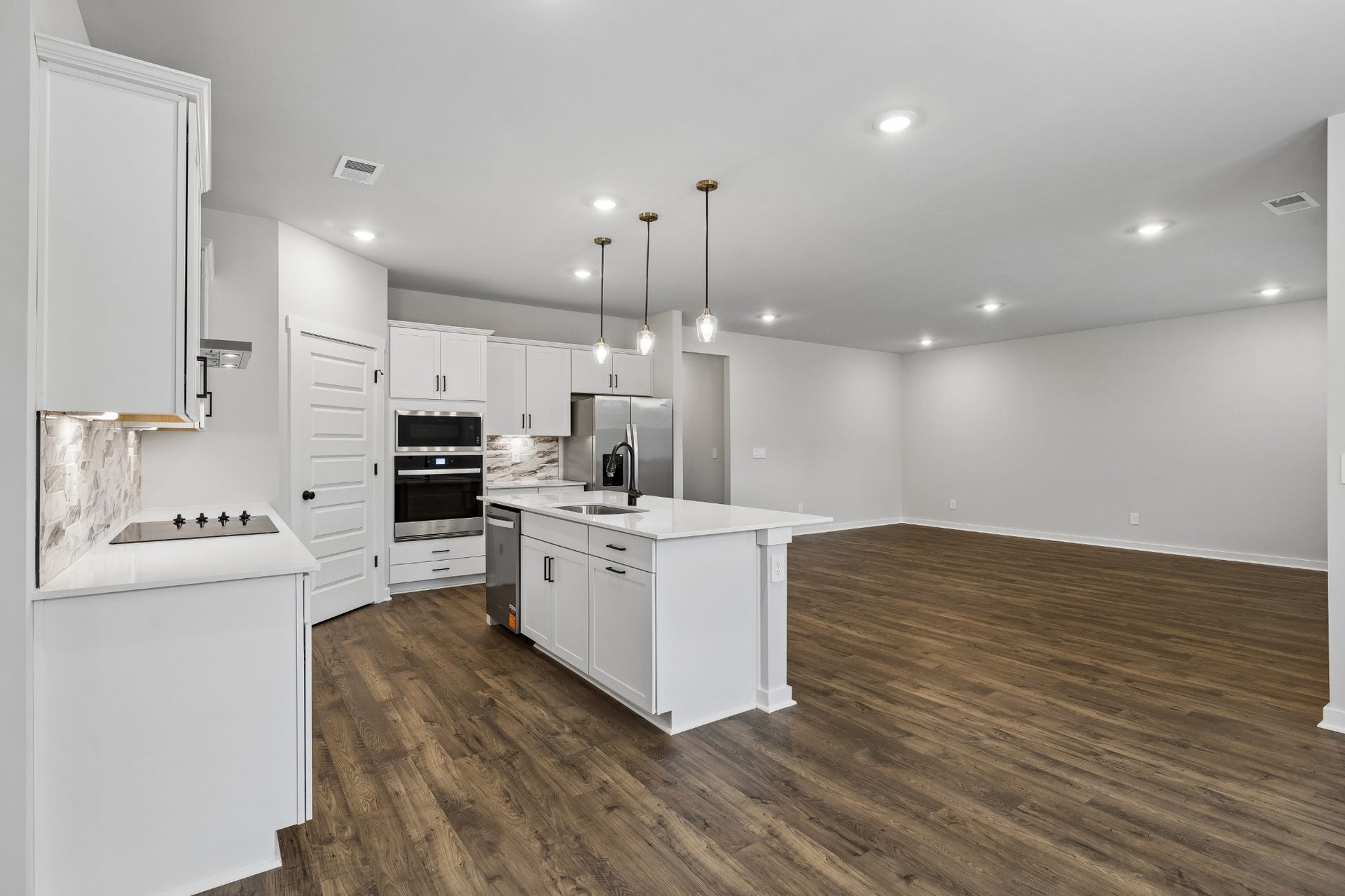 4329 Scarlet Ct, Columbia, TN 38401 4329 Scarlet Ct, Columbia, TN 38401